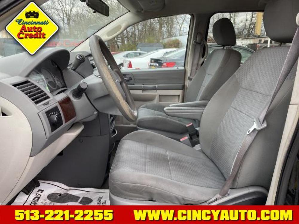 2010 Brilliant Black Crystal Pearl Coat Chrysler Town and Country LX (2A4RR4DE6AR) with an 3.3 6 Cylinder Sequential Multiport Fuel Injection engine, Automatic transmission, located at 2813 Gilbert Avenue, Cincinnati, OH, 45206, (513) 221-2255, 39.130219, -84.489189 - Photo #5