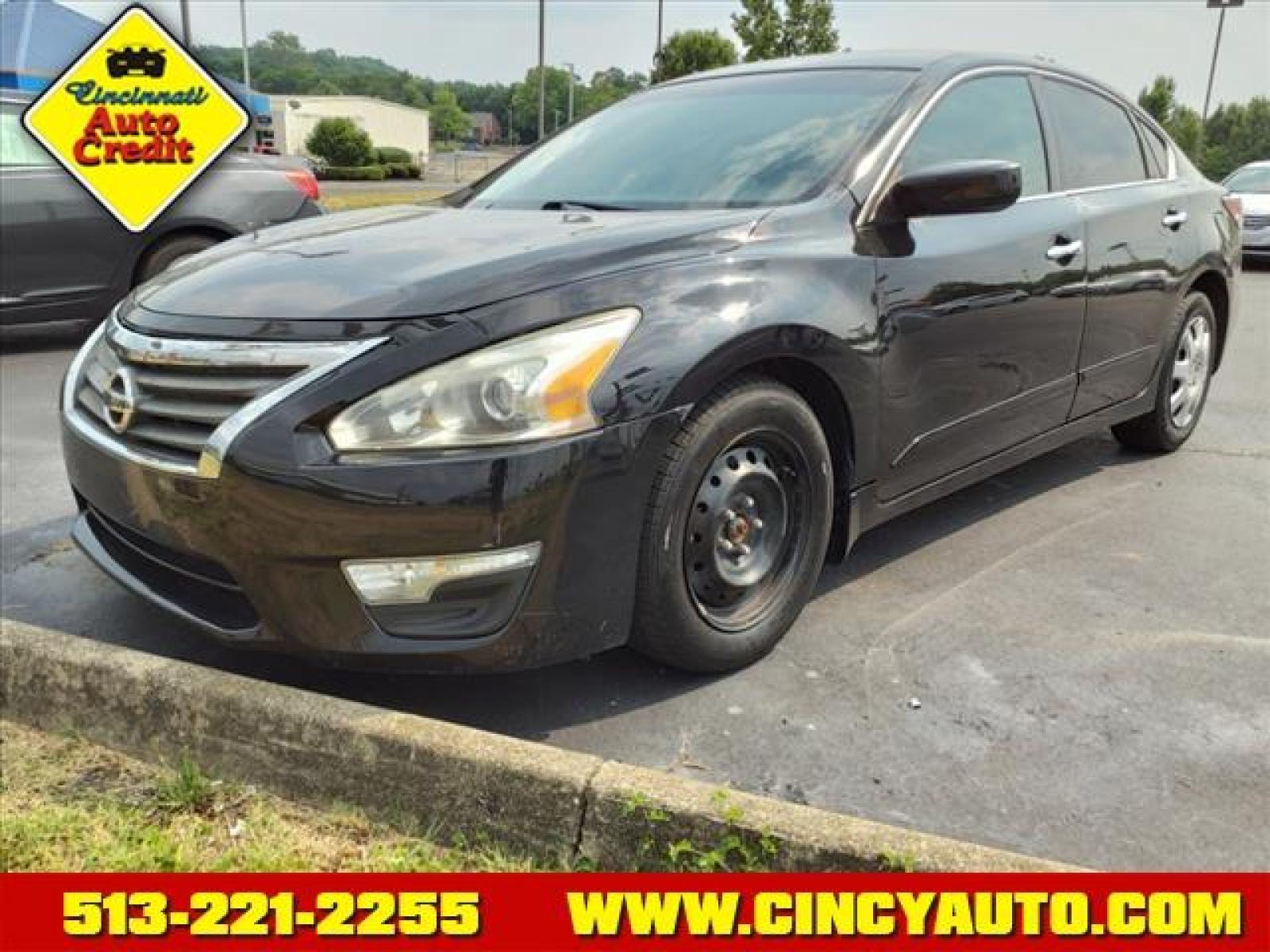 2014 Super Black Nissan Altima 2.5 S (1N4AL3AP3EC) with an 2.5L 2.5L I4 182hp 180ft. lbs. Sequential Multiport Fuel Injection engine, CVT transmission, located at 5489 Dixie Highway, Fairfield, OH, 45014, (513) 221-2255, 39.333084, -84.523834 - Photo #0