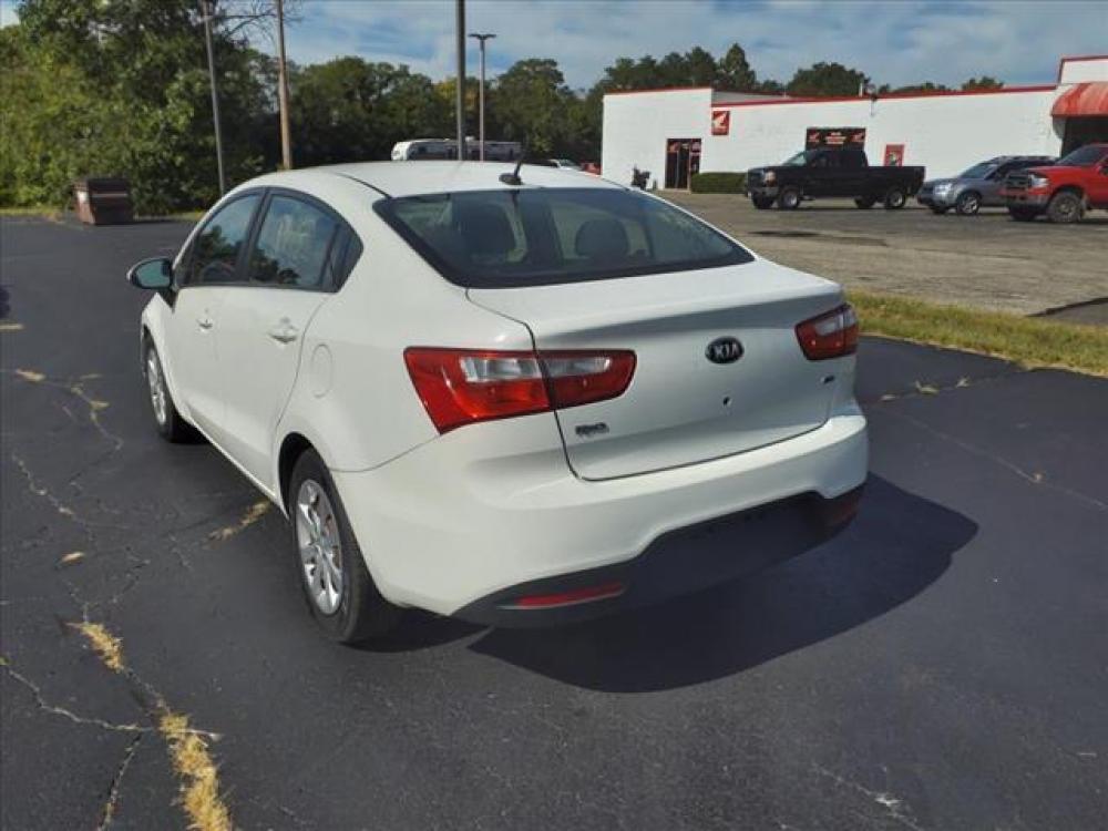 2013 Clear White Kia Rio LX (KNADM4A34D6) with an 1.6L 1.6L I4 138hp 123ft. lbs. Direct Injection engine, 6-Speed Shiftable Automatic transmission, located at 5489 Dixie Highway, Fairfield, OH, 45014, (513) 221-2255, 39.333084, -84.523834 - Photo #7