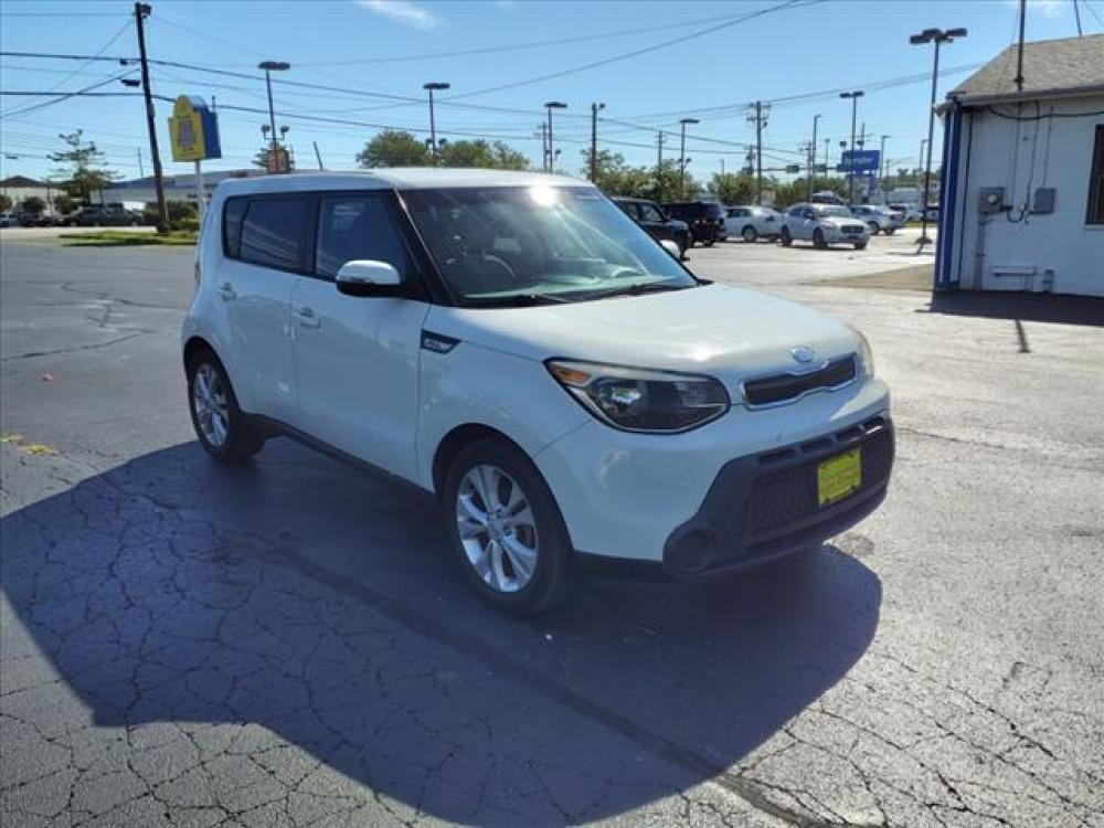 2014 Clear White Kia Soul + (KNDJP3A51E7) with an 2.0L 2.0L I4 164hp 151ft. lbs. Direct Injection engine, 6-Speed Shiftable Automatic transmission, located at 5489 Dixie Highway, Fairfield, OH, 45014, (513) 221-2255, 39.333084, -84.523834 - Photo #6