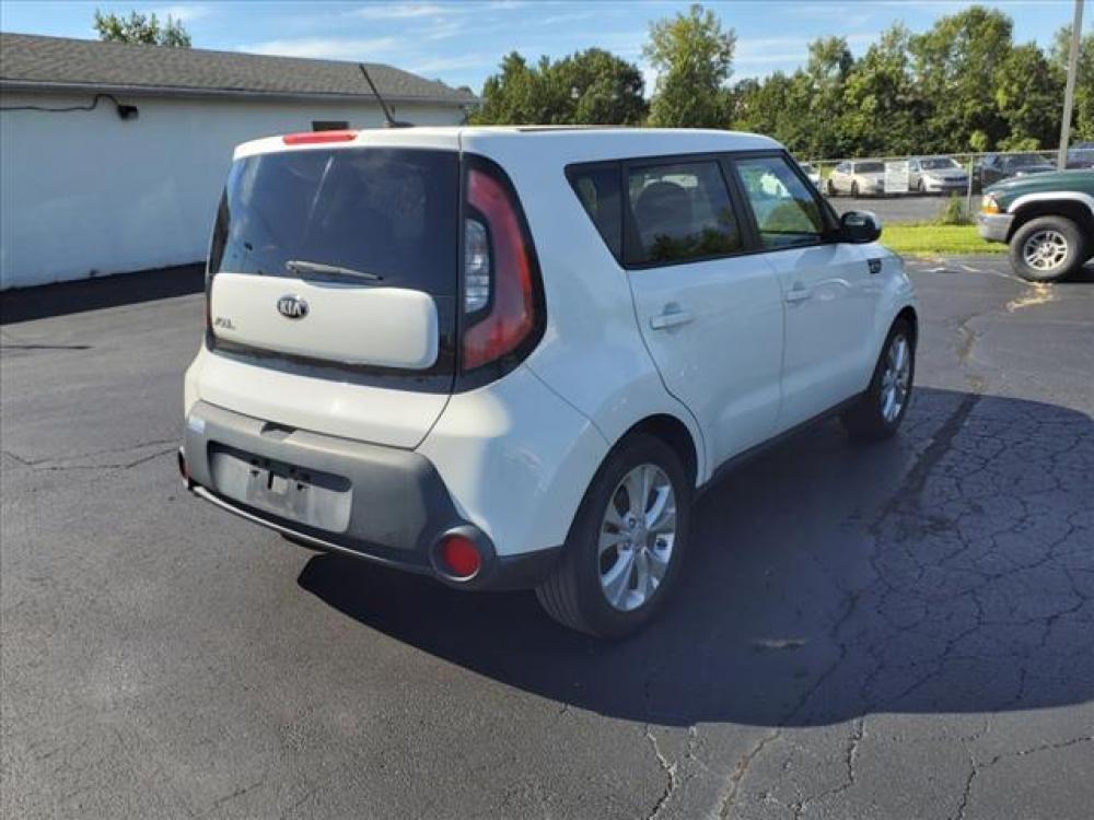 2014 Clear White Kia Soul + (KNDJP3A51E7) with an 2.0L 2.0L I4 164hp 151ft. lbs. Direct Injection engine, 6-Speed Shiftable Automatic transmission, located at 5489 Dixie Highway, Fairfield, OH, 45014, (513) 221-2255, 39.333084, -84.523834 - Photo #8