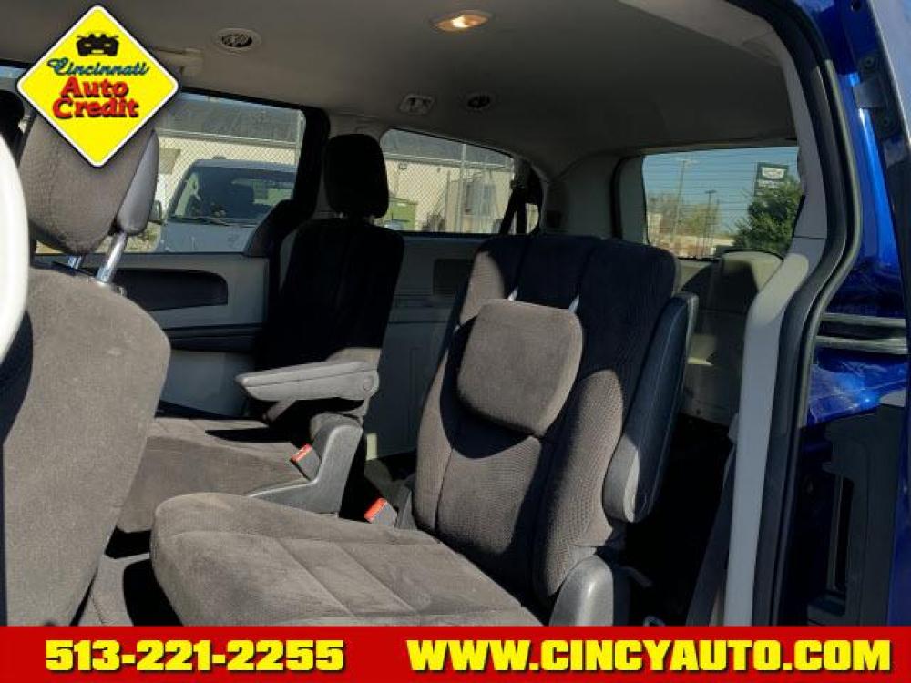 2013 Blue Streak Pearl Coat Dodge Grand Caravan SXT (2C4RDGCG4DR) with an 3.6 6 Cylinder Sequential Multiport Fuel Injection engine, Automatic transmission, located at 2813 Gilbert Avenue, Cincinnati, OH, 45206, (513) 221-2255, 39.130219, -84.489189 - Photo #4