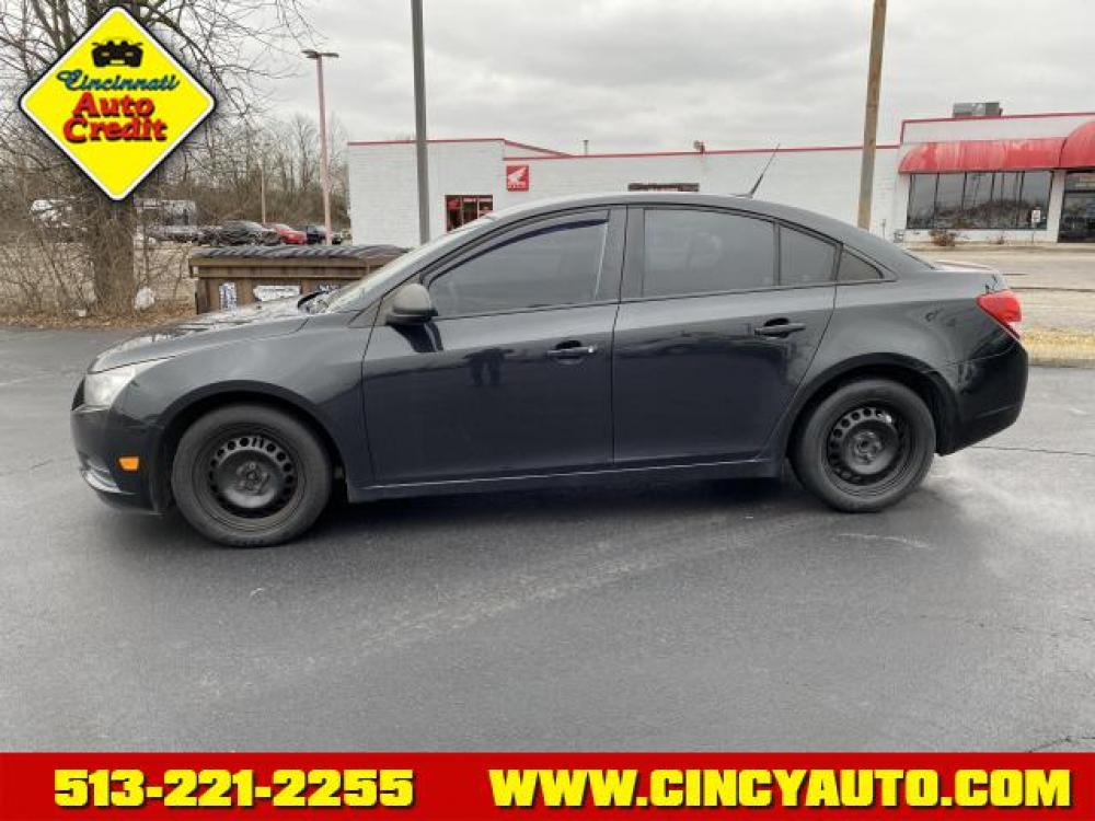 2013 Black Granite Metallic Chevrolet Cruze LS Auto (1G1PA5SH8D7) with an 1.8 4 Cylinder Sequential Multiport Fuel Injection engine, Automatic transmission, located at 5489 Dixie Highway, Fairfield, OH, 45014, (513) 221-2255, 39.333084, -84.523834 - Photo #1