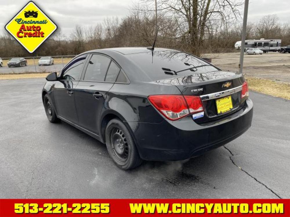 2013 Black Granite Metallic Chevrolet Cruze LS Auto (1G1PA5SH8D7) with an 1.8 4 Cylinder Sequential Multiport Fuel Injection engine, Automatic transmission, located at 5489 Dixie Highway, Fairfield, OH, 45014, (513) 221-2255, 39.333084, -84.523834 - Photo #2