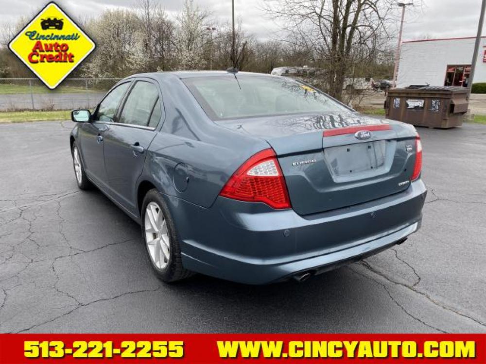 2012 Steel Blue Metallic Ford Fusion SEL (3FAHP0CG6CR) with an 3.0 6 Cylinder Sequential Multiport Fuel Injection engine, Automatic transmission, located at 5489 Dixie Highway, Fairfield, OH, 45014, (513) 221-2255, 39.333084, -84.523834 - Photo #2