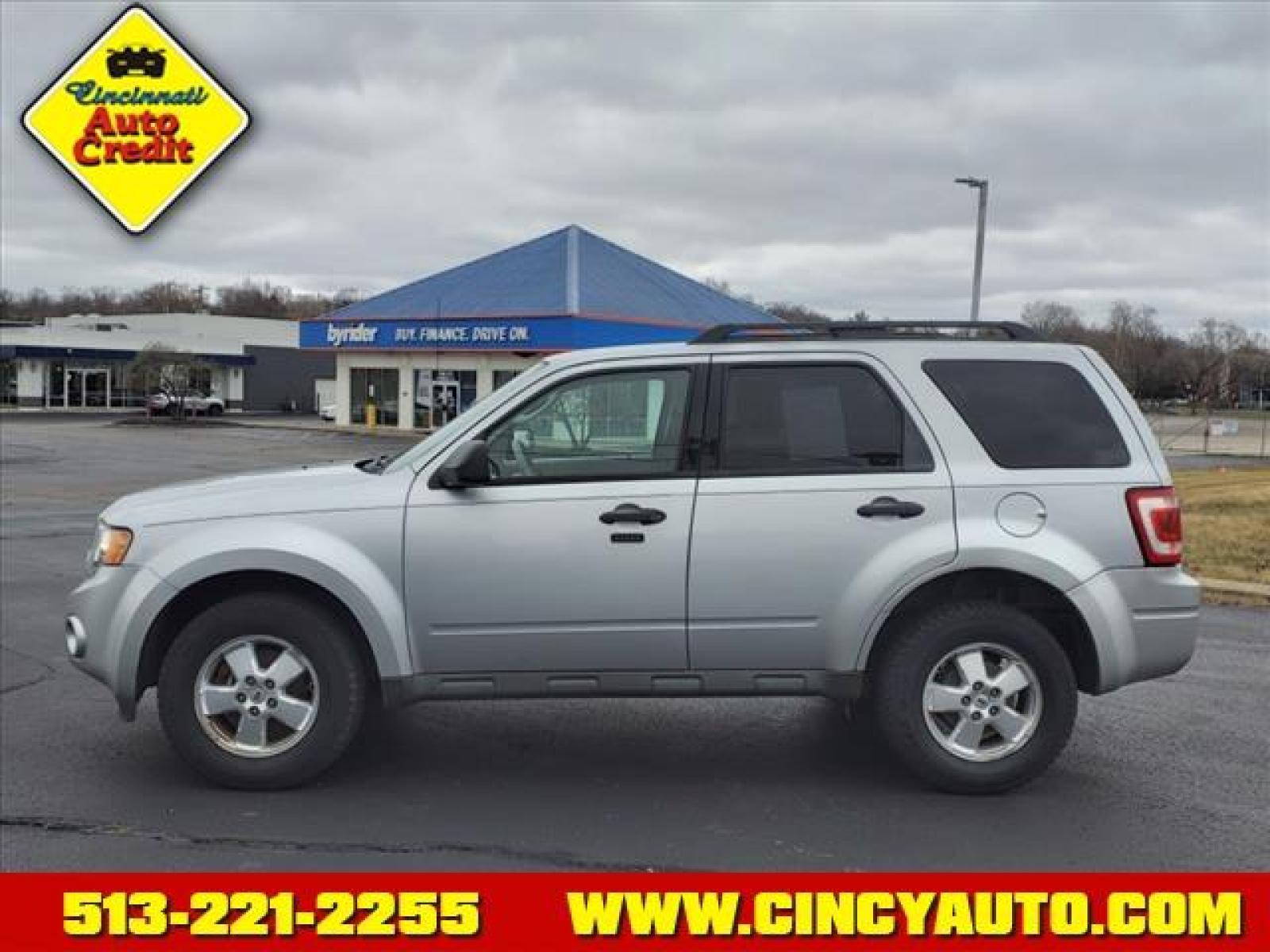 2012 Ingot Silver Metallic Ford Escape XLT (1FMCU9D76CK) with an 2.5L Duratec 2.5L I4 171hp 171 Sequential Multiport Fuel Injection engine, 6-Speed Automatic transmission, located at 5489 Dixie Highway, Fairfield, OH, 45014, (513) 221-2255, 39.333084, -84.523834 - Photo #1