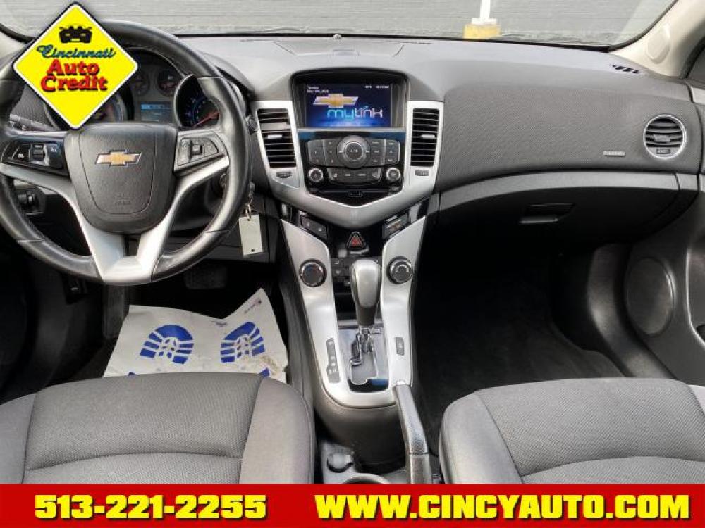 2014 Summit White Chevrolet Cruze 1LT Auto (1G1PC5SB7E7) with an 1.4 4 Cylinder Sequential Multiport Fuel Injection engine, Automatic transmission, located at 2813 Gilbert Avenue, Cincinnati, OH, 45206, (513) 221-2255, 39.130219, -84.489189 - Photo #3