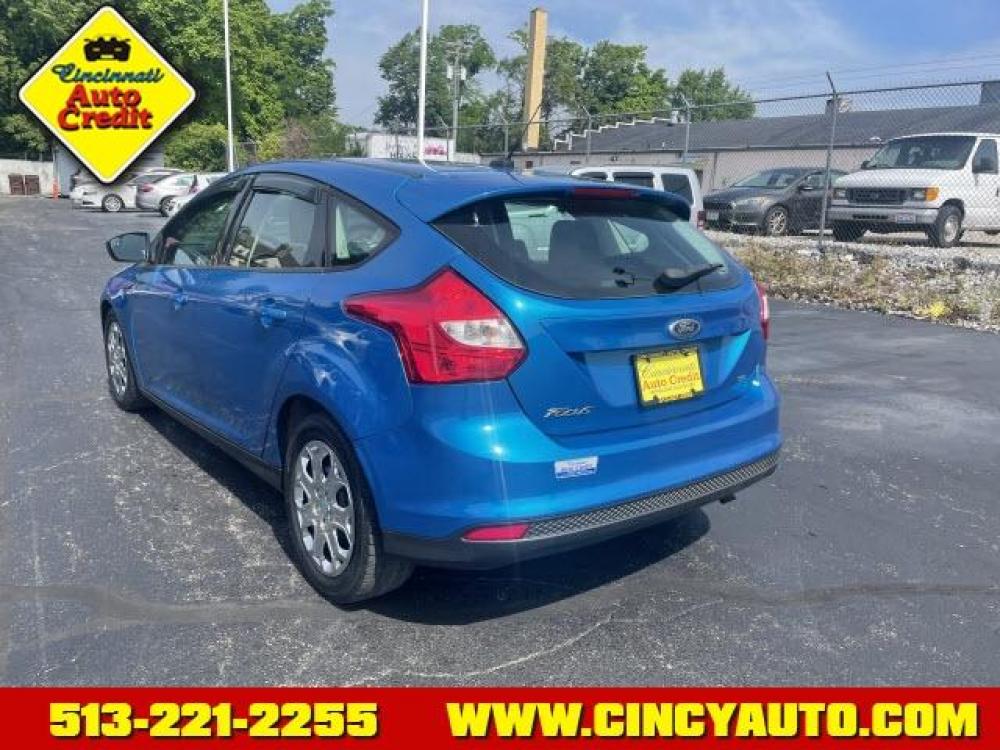 2012 Kona Blue Metallic Ford Focus SE (1FAHP3K29CL) with an 2.0L 4 Cylinder Fuel Injected engine, Automatic transmission, located at 2813 Gilbert Avenue, Cincinnati, OH, 45206, (513) 221-2255, 39.130219, -84.489189 - Photo #2