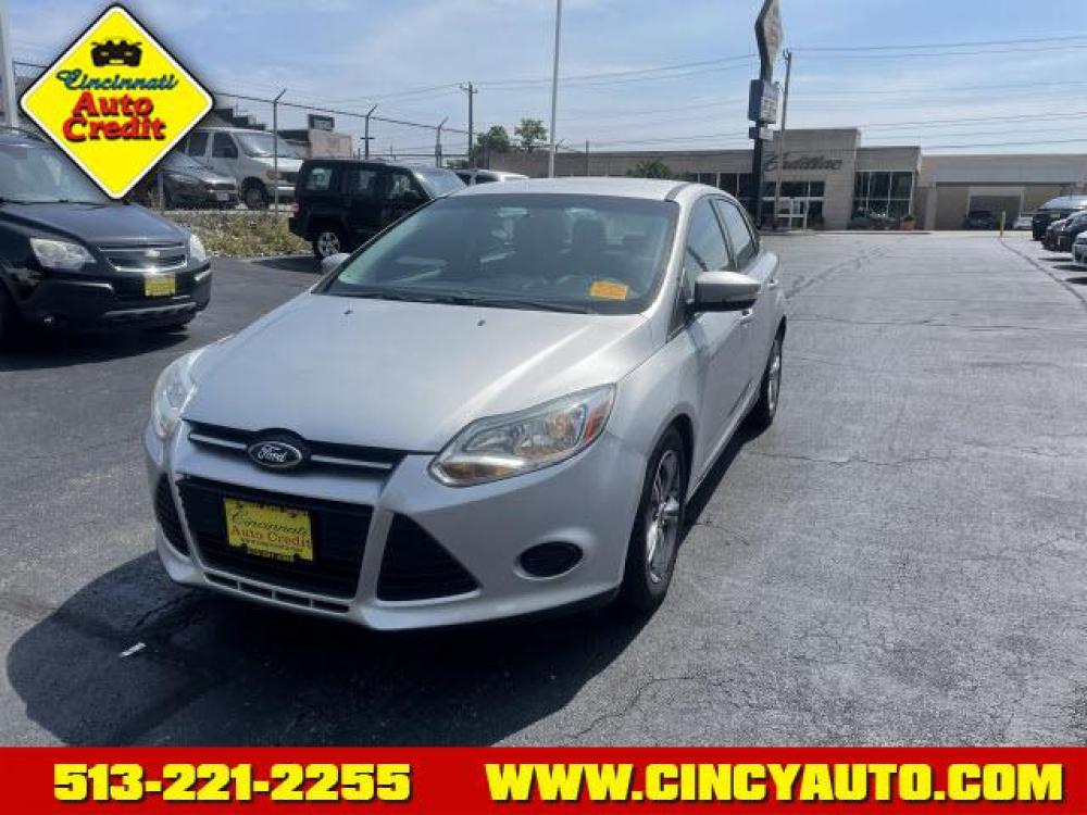2014 Ingot Silver Metallic Ford Focus SE (1FADP3F23EL) with an 2.0L 4 Cylinder Fuel Injected engine, Automatic transmission, located at 2813 Gilbert Avenue, Cincinnati, OH, 45206, (513) 221-2255, 39.130219, -84.489189 - Photo #0
