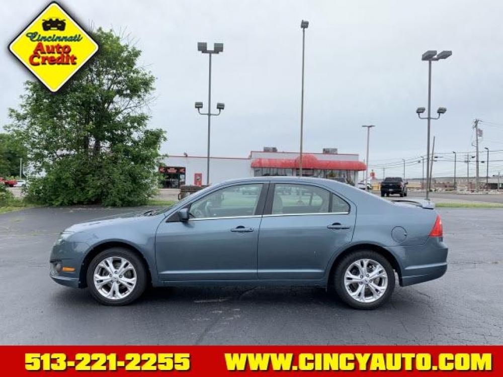 2012 Steel Blue Metallic Ford Fusion SE (3FAHP0HA4CR) with an 2.5 4 Cylinder Sequential Multiport Fuel Injection engine, Automatic transmission, located at 5489 Dixie Highway, Fairfield, OH, 45014, (513) 221-2255, 39.333084, -84.523834 - Photo #1