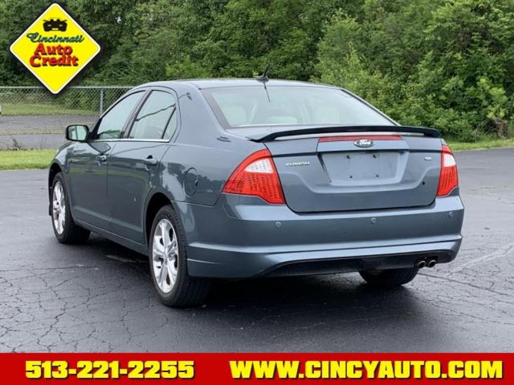 2012 Steel Blue Metallic Ford Fusion SE (3FAHP0HA4CR) with an 2.5 4 Cylinder Sequential Multiport Fuel Injection engine, Automatic transmission, located at 5489 Dixie Highway, Fairfield, OH, 45014, (513) 221-2255, 39.333084, -84.523834 - Photo #2