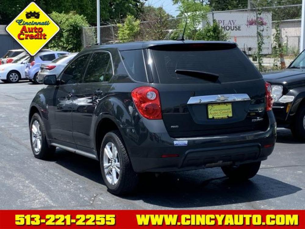 2013 Ashen Gray Metallic Chevrolet Equinox LS (2GNFLCEK5D6) with an 2.4 4 Cylinder Direct Injection engine, Automatic transmission, located at 2813 Gilbert Avenue, Cincinnati, OH, 45206, (513) 221-2255, 39.130219, -84.489189 - Photo #2