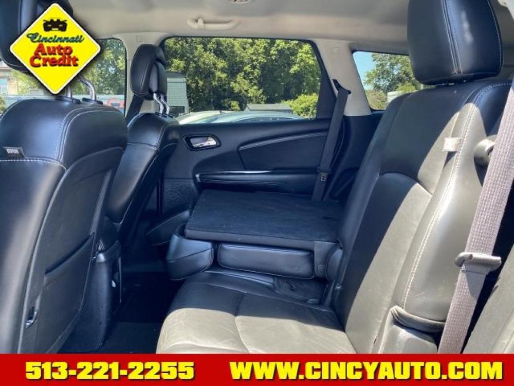 2015 Fathom Blue Pearl Coat Dodge Journey SXT (3C4PDCBG9FT) with an 3.6 6 Cylinder Sequential Multiport Fuel Injection engine, Automatic transmission, located at 2813 Gilbert Avenue, Cincinnati, OH, 45206, (513) 221-2255, 39.130219, -84.489189 - Photo #4