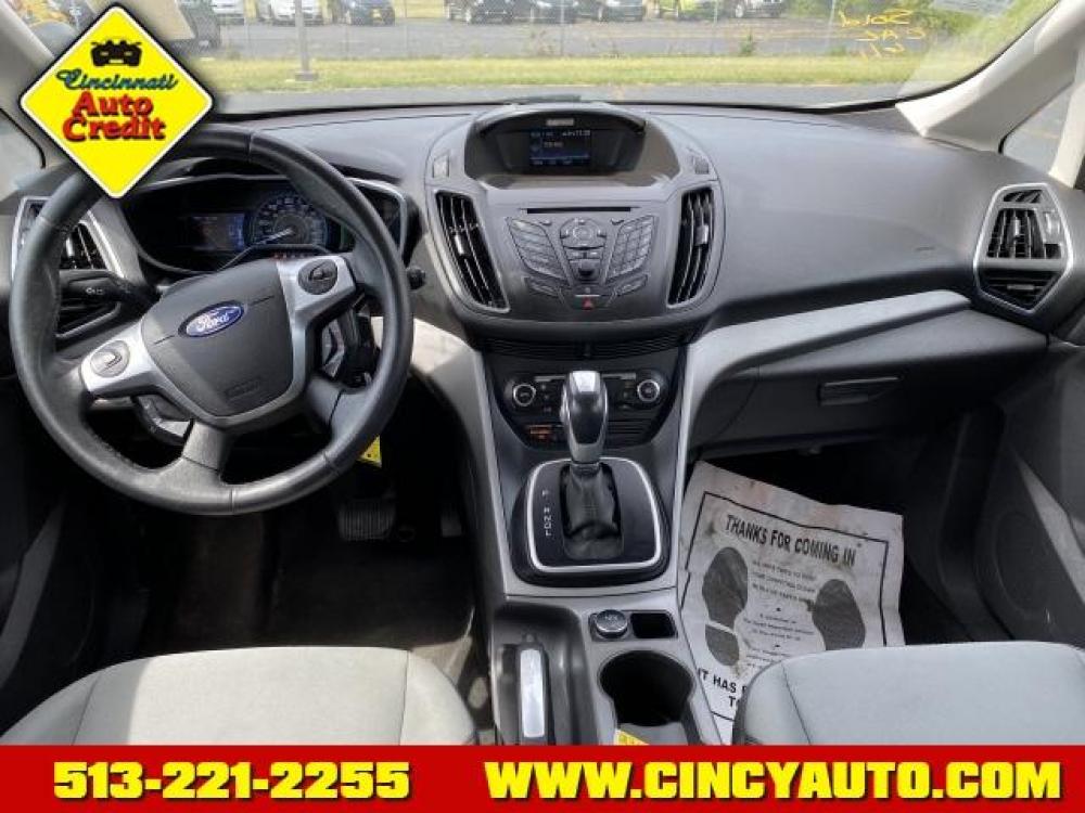 2013 Oxford White Ford C-MAX Hybrid SE (1FADP5AU2DL) with an 2.0 4 Cylinder Sequential Multiport Fuel Injection engine, Not Specified transmission, located at 5489 Dixie Highway, Fairfield, OH, 45014, (513) 221-2255, 39.333084, -84.523834 - Photo #3
