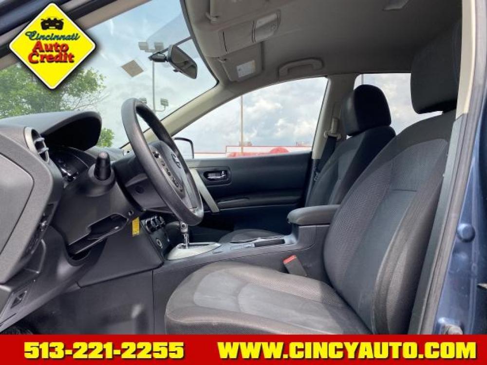 2013 Graphite Blue Nissan Rogue SV w/SL Package (JN8AS5MVXDW) with an 2.5 4 Cylinder Sequential Multiport Fuel Injection engine, Automatic transmission, located at 5489 Dixie Highway, Fairfield, OH, 45014, (513) 221-2255, 39.333084, -84.523834 - Photo #5