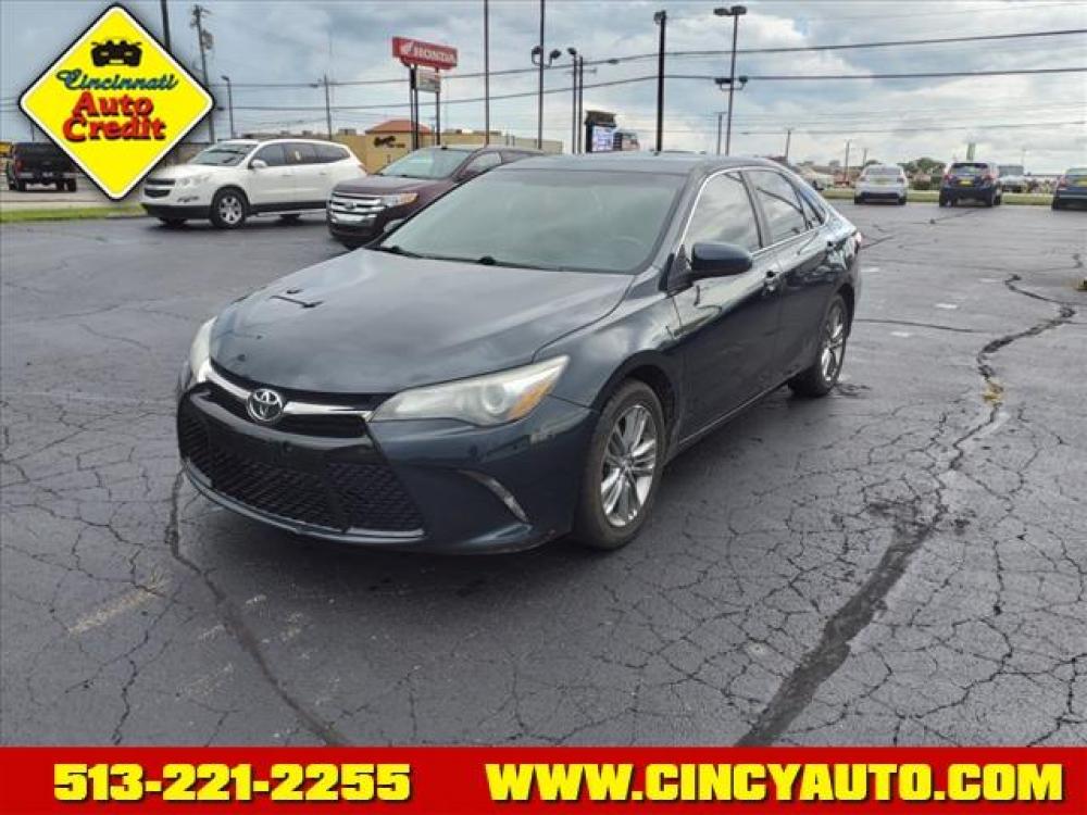 2015 Attitude Black Metallic Toyota Camry SE (4T1BF1FKXFU) with an 2.5L 2.5L I4 178hp 170ft. lbs. Sequential Multiport Fuel Injection engine, 6-Speed Shiftable Automatic transmission, located at 5489 Dixie Highway, Fairfield, OH, 45014, (513) 221-2255, 39.333084, -84.523834 - Photo #0