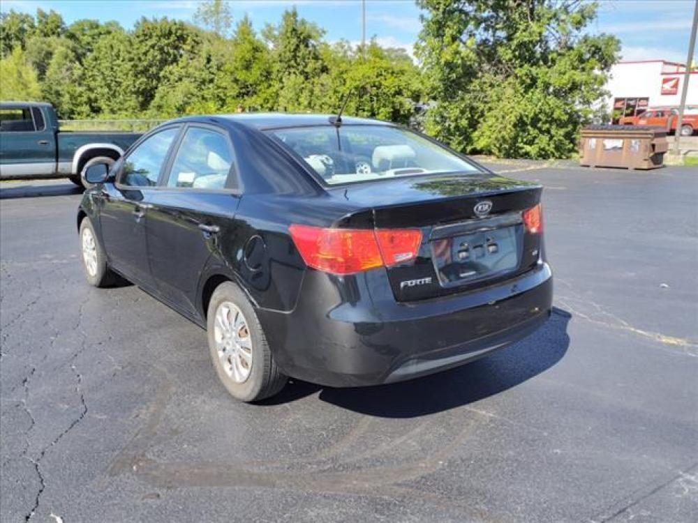 2010 Ebony Black Kia Forte EX (KNAFU4A21A5) with an 2.0L 2.0L I4 156hp 144ft. lbs. Sequential Multiport Fuel Injection engine, 4-Speed Automatic transmission, located at 5489 Dixie Highway, Fairfield, OH, 45014, (513) 221-2255, 39.333084, -84.523834 - Photo #8