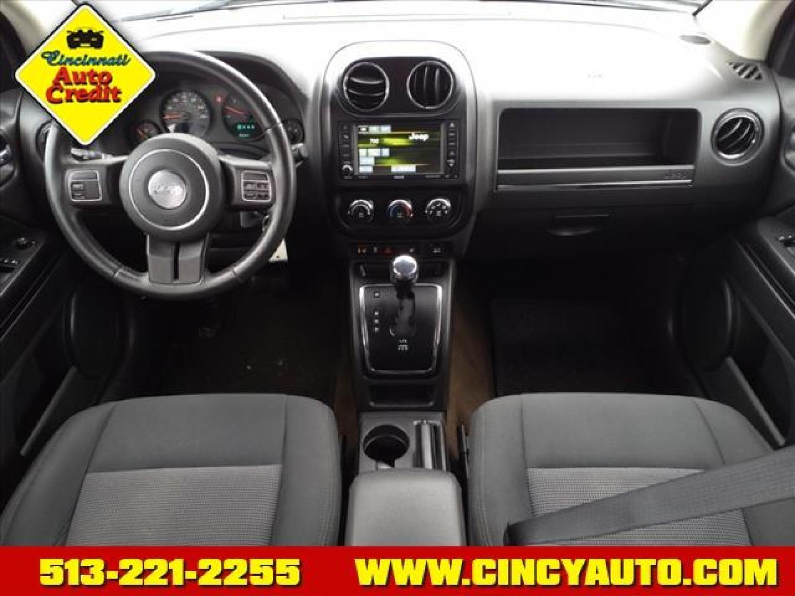 2013 True Blue Pearl Coat Jeep Compass Latitude (1C4NJDEB4DD) with an 2.4L 2.4L I4 172hp 165ft. lbs. Sequential Multiport Fuel Injection engine, CVT transmission, located at 5489 Dixie Highway, Fairfield, OH, 45014, (513) 221-2255, 39.333084, -84.523834 - Photo #3