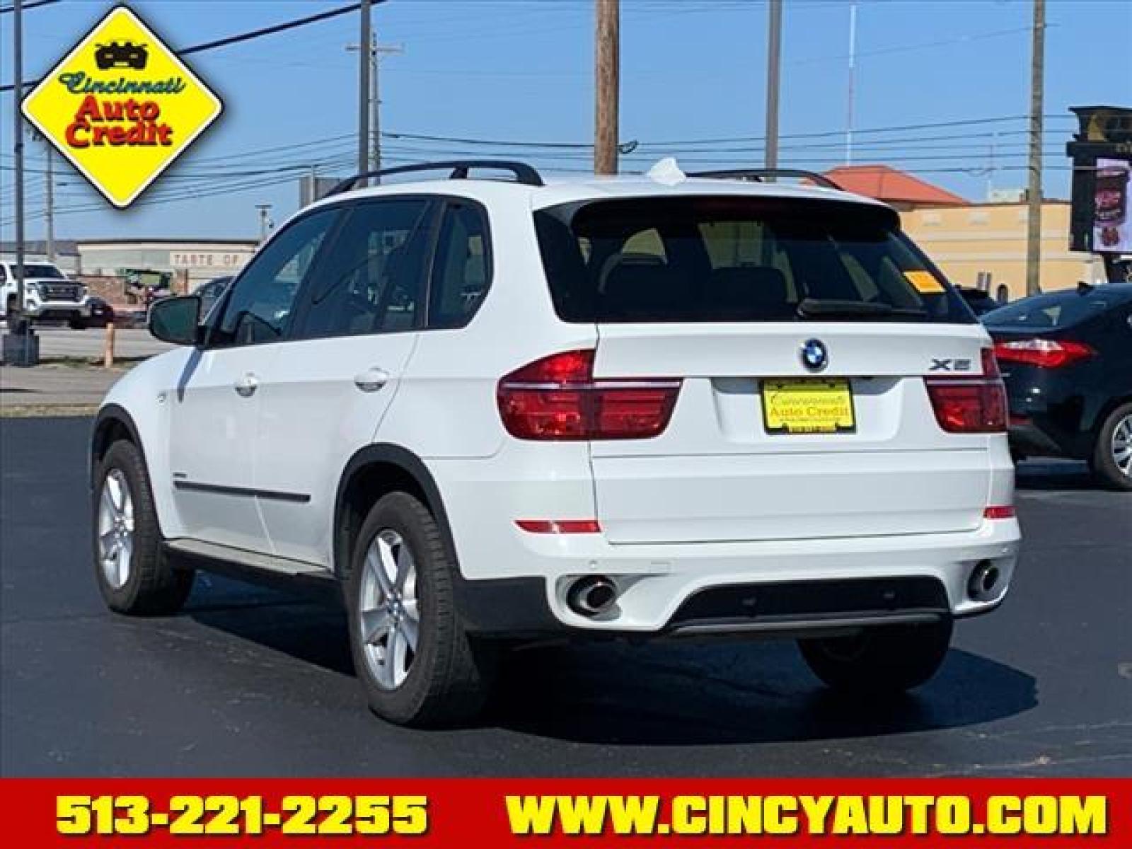 2012 Alpine White BMW X5 xDrive35d (5UXZW0C58CL) with an 3.0L 3.0L Diesel Twin Turbo I6 Direct Injection engine, 6-Speed Shiftable Automatic transmission, located at 5489 Dixie Highway, Fairfield, OH, 45014, (513) 221-2255, 39.333084, -84.523834 - Photo #2