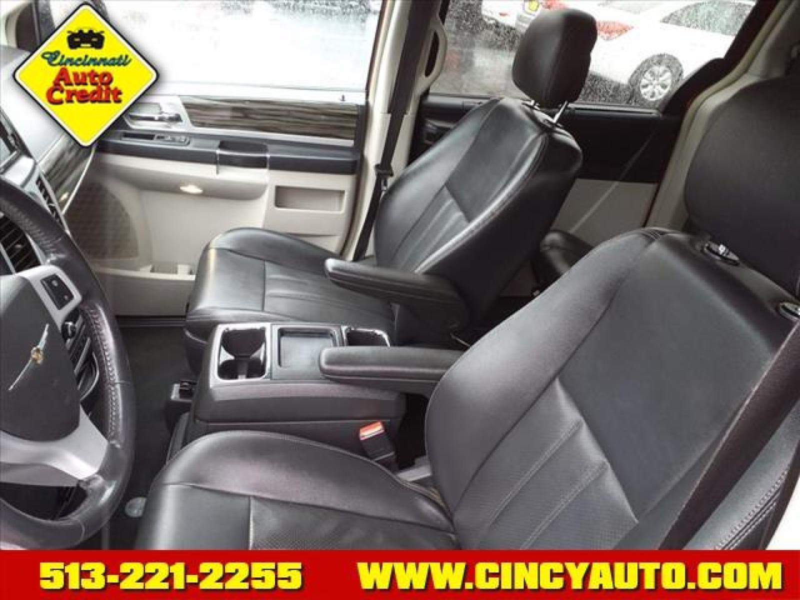 2010 Deep Cherry Red Crystal Pearl Coat Chrysler Town and Country Touring (2A4RR5D12AR) with an 3.8L 3.8L V6 197hp 230ft. lbs. Sequential Multiport Fuel Injection engine, 6-Speed Shiftable Automatic transmission, located at 2813 Gilbert Avenue, Cincinnati, OH, 45206, (513) 221-2255, 39.130219, -84.489189 - Photo #5