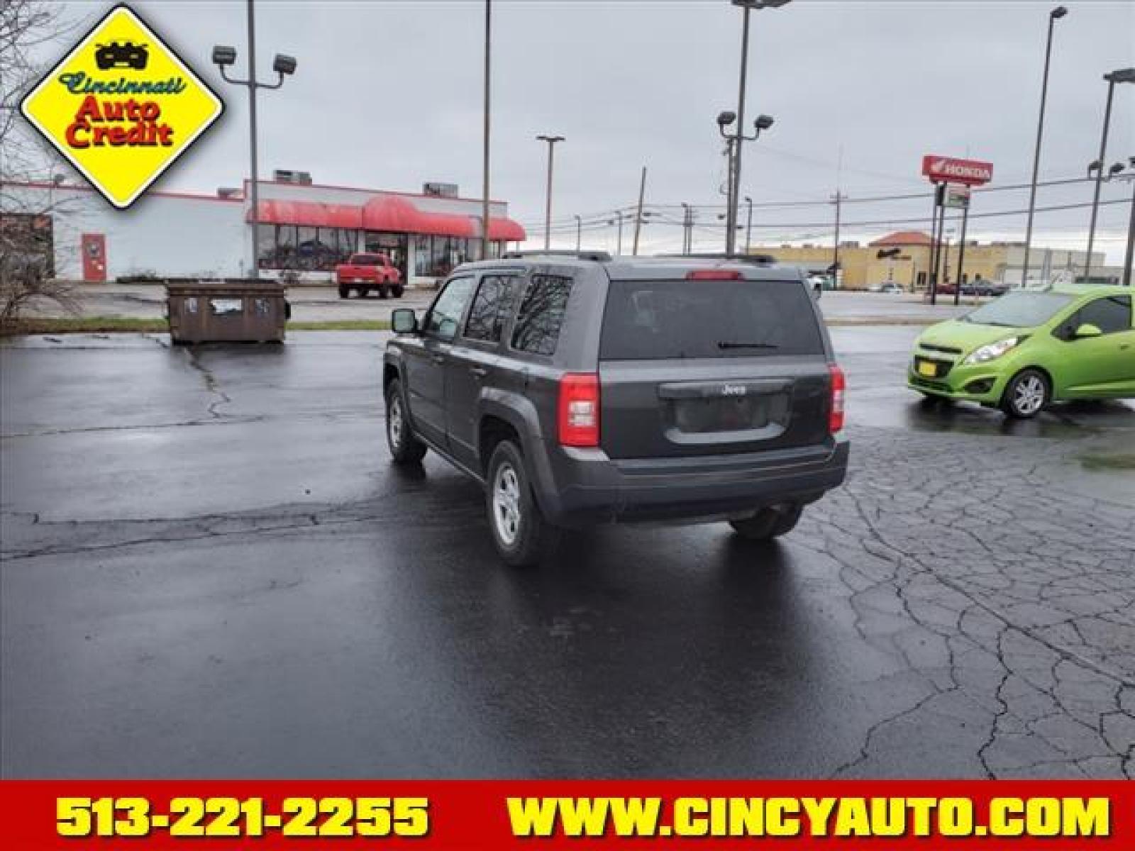 2015 Granite Crystal Metallic Clear Coat Jeep Patriot Sport (1C4NJPBB9FD) with an 2.4L 2.0L I4 158hp 141ft. lbs. Sequential Multiport Fuel Injection engine, 6-Speed Shiftable Automatic transmission, located at 5489 Dixie Highway, Fairfield, OH, 45014, (513) 221-2255, 39.333084, -84.523834 - Photo #2