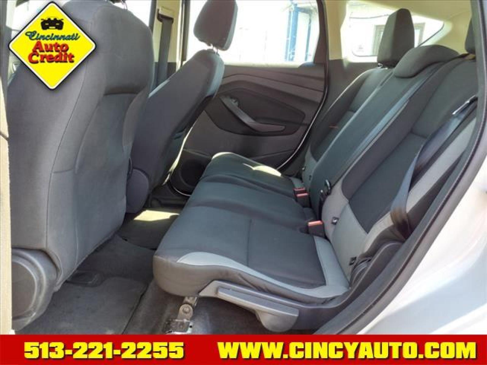 2013 Ingot Silver Metallic Ford Escape S (1FMCU0F79DU) with an 2.5L Duratec 2.5L I4 168hp 170 Sequential Multiport Fuel Injection engine, 6-Speed Shiftable Automatic transmission, located at 5489 Dixie Highway, Fairfield, OH, 45014, (513) 221-2255, 39.333084, -84.523834 - Photo #4