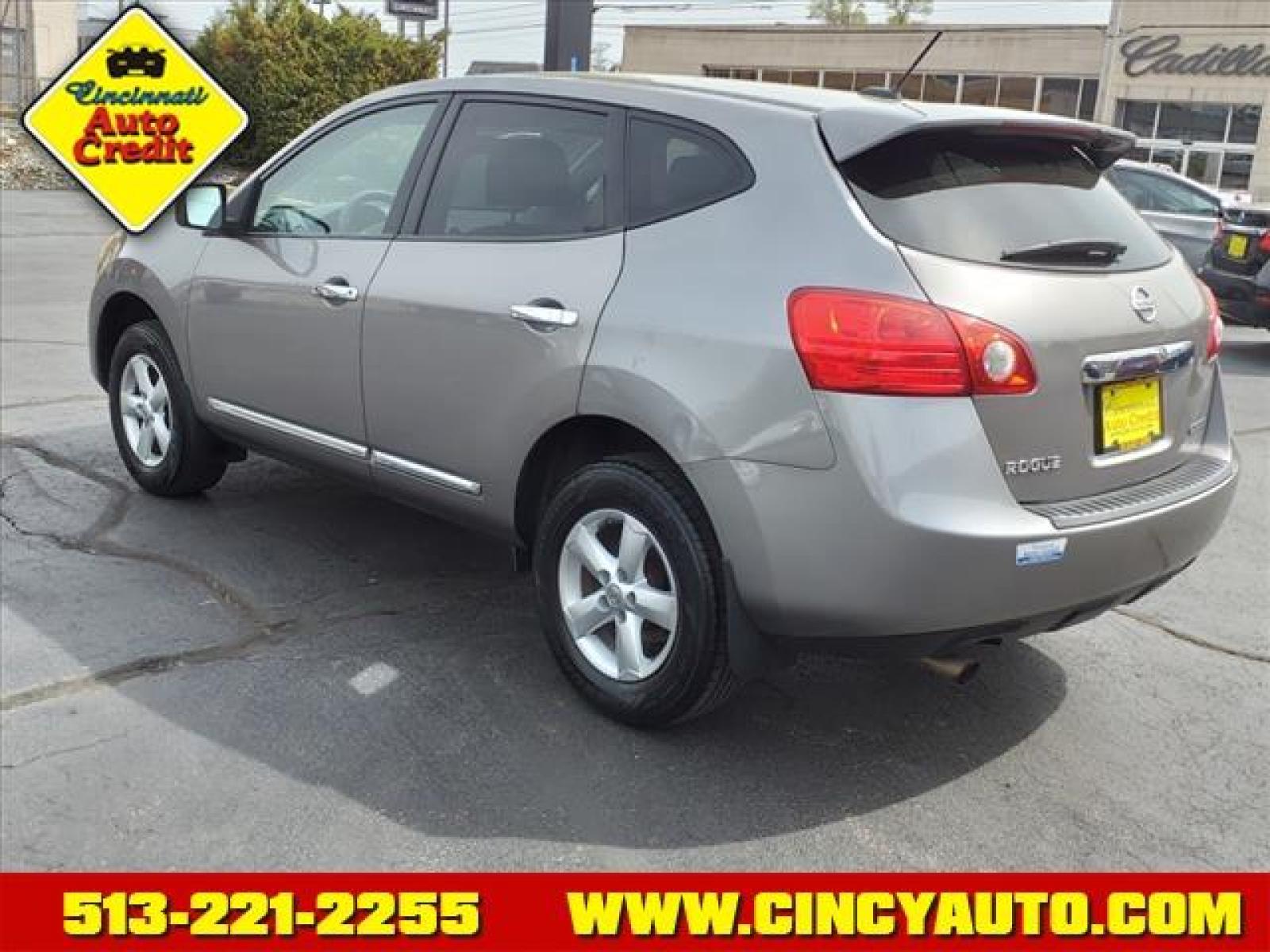 2012 Platinum Graphite Nissan Rogue SV w/SL Package (JN8AS5MV5CW) with an 2.5L 2.5L I4 170hp 175ft. lbs. Sequential Multiport Fuel Injection engine, CVT transmission, located at 2813 Gilbert Avenue, Cincinnati, OH, 45206, (513) 221-2255, 39.130219, -84.489189 - Photo #2