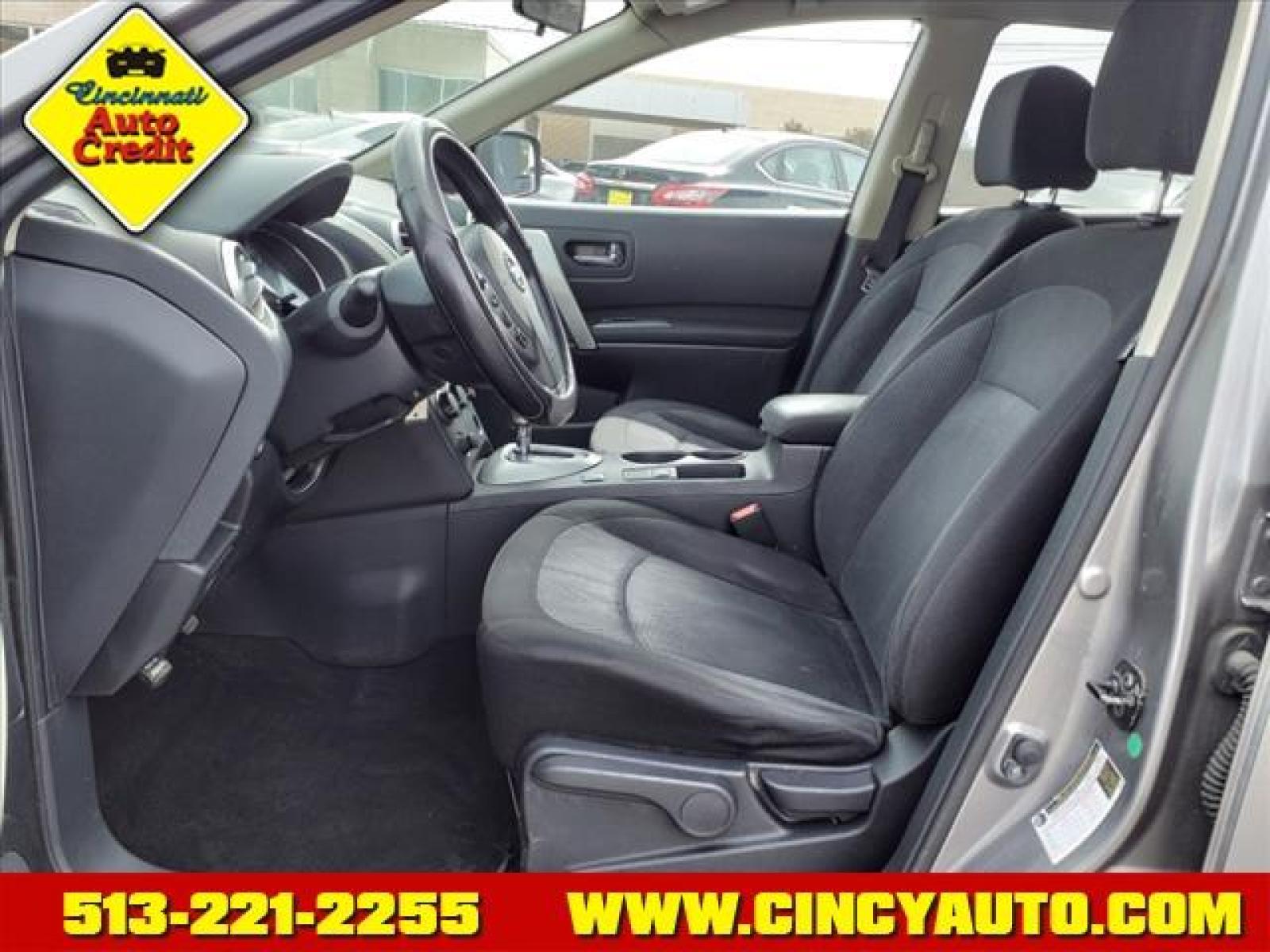 2012 Platinum Graphite Nissan Rogue SV w/SL Package (JN8AS5MV5CW) with an 2.5L 2.5L I4 170hp 175ft. lbs. Sequential Multiport Fuel Injection engine, CVT transmission, located at 2813 Gilbert Avenue, Cincinnati, OH, 45206, (513) 221-2255, 39.130219, -84.489189 - Photo #5