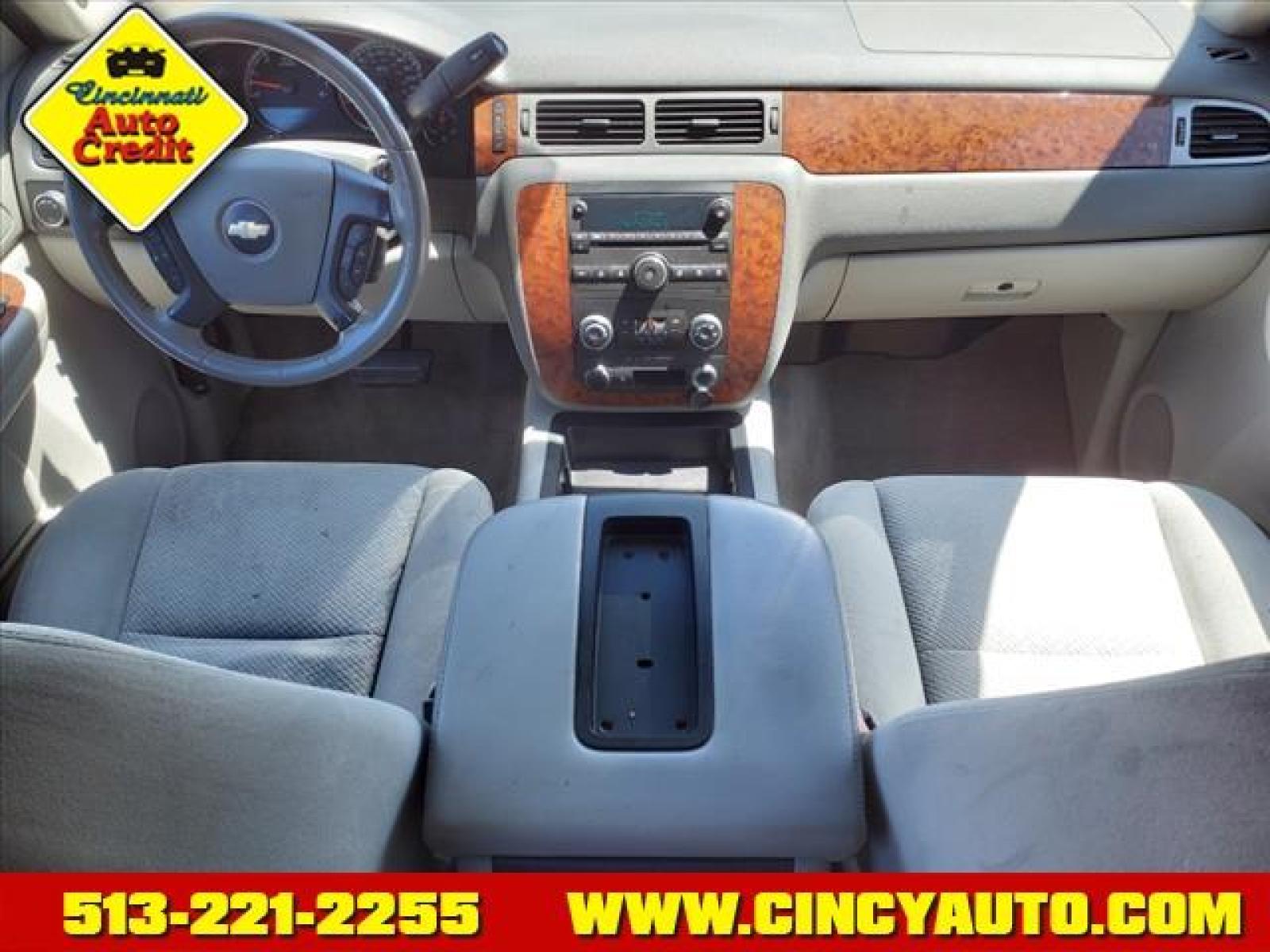 2008 Deep Ruby Metallic Chevrolet Tahoe LT (1GNFK13098J) with an 5.3L Vortec 5.3L Flex Fuel V8 Sequential-Port F.I. engine, 4-Speed Automatic transmission, located at 2813 Gilbert Avenue, Cincinnati, OH, 45206, (513) 221-2255, 39.130219, -84.489189 - Photo #3