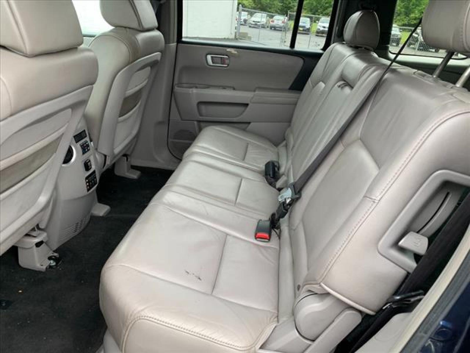 2009 Honda Pilot EX-L w/DVD (5FNYF48639B) with an 3.5L 3.5L V6 250hp 253ft. lbs. Sequential Multiport Fuel Injection engine, 5-Speed Automatic transmission, located at 5489 Dixie Highway, Fairfield, OH, 45014, (513) 221-2255, 39.333084, -84.523834 - Photo #10