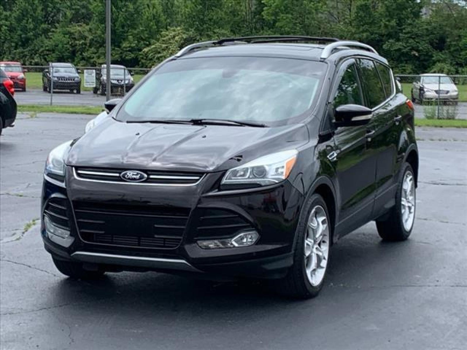 2013 Ford Escape Titanium (1FMCU9J95DU) with an 2.0L EcoBoost 2.0L Turbo I4 24 Direct Injection engine, 6-Speed Shiftable Automatic transmission, located at 5489 Dixie Highway, Fairfield, OH, 45014, (513) 221-2255, 39.333084, -84.523834 - Photo #6