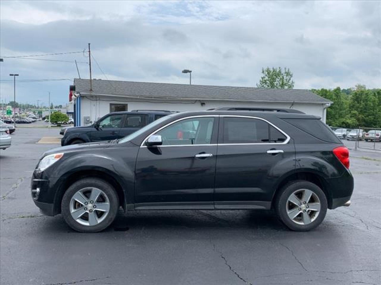 2013 Chevrolet Equinox LT (2GNFLNE36D6) with an 3.6L 3.6L V6 301hp 272ft. lbs. Direct Injection engine, 6-Speed Shiftable Automatic transmission, located at 5489 Dixie Highway, Fairfield, OH, 45014, (513) 221-2255, 39.333084, -84.523834 - Photo #7