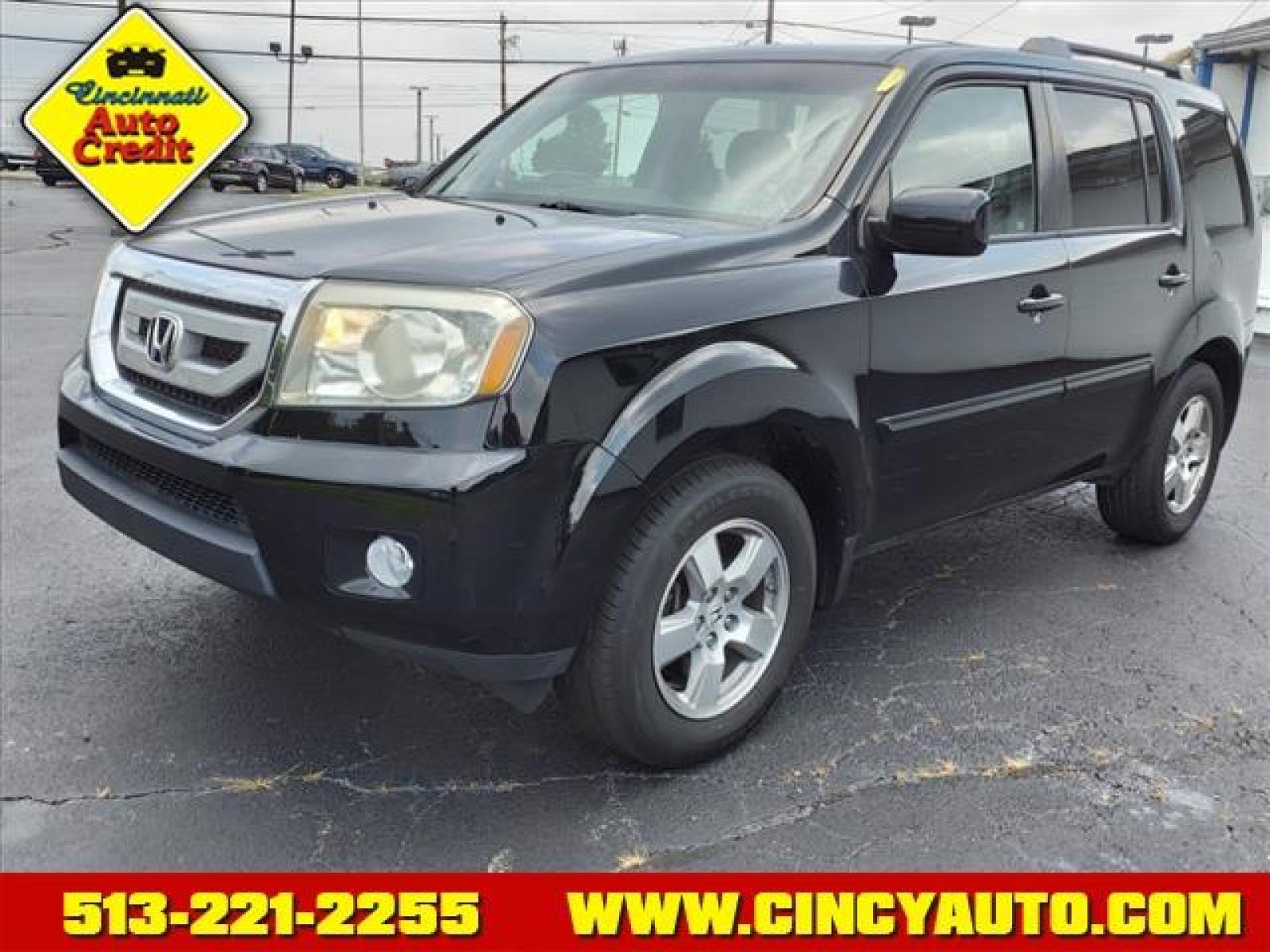 2011 Crystal Black Pearl Honda Pilot EX-L w/DVD (5FNYF4H67BB) with an 3.5L 3.5L V6 250hp 253ft. lbs. Sequential Multiport Fuel Injection engine, 5-Speed Automatic transmission, located at 5489 Dixie Highway, Fairfield, OH, 45014, (513) 221-2255, 39.333084, -84.523834 - Photo #0