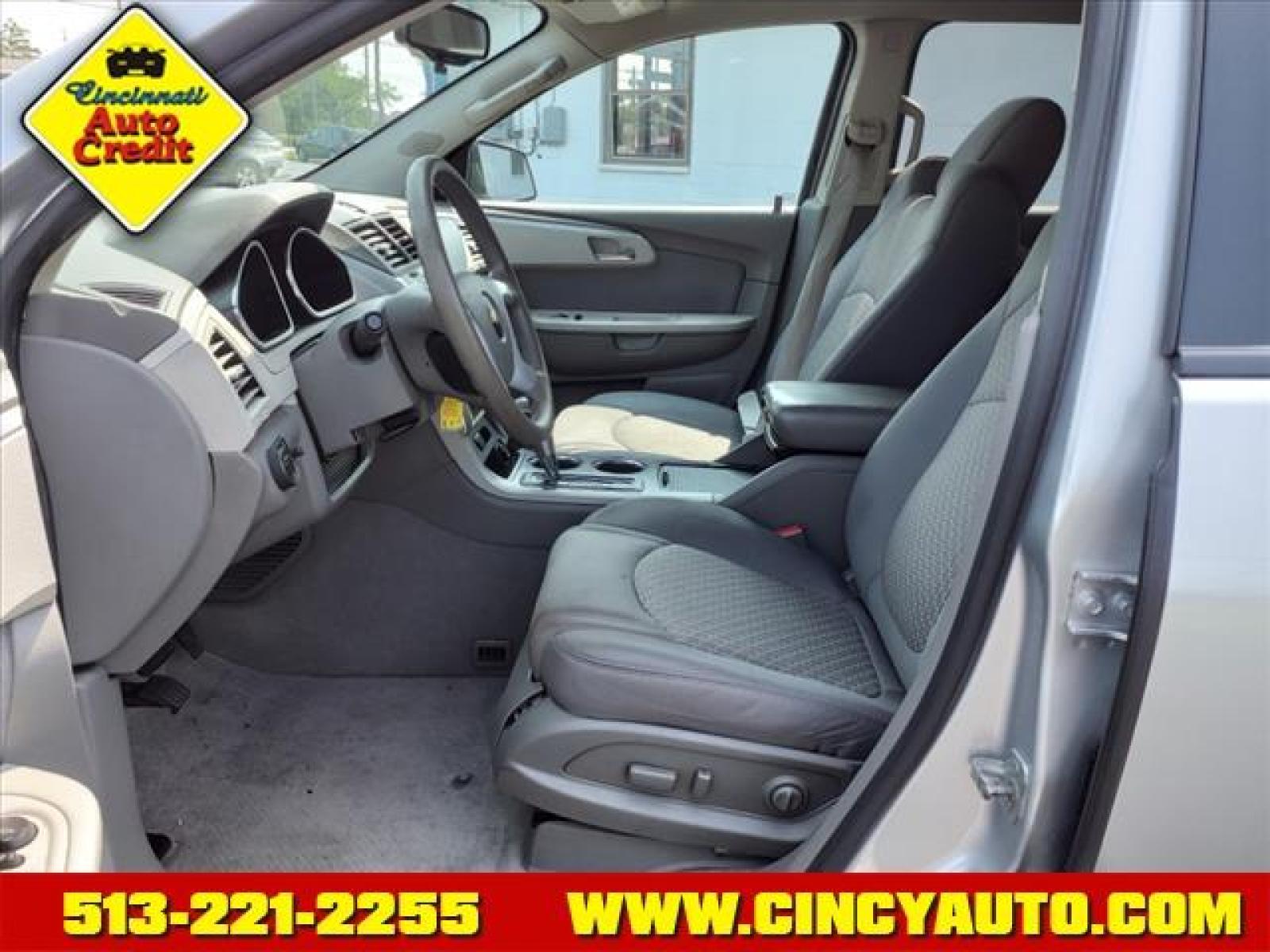 2012 Silver Ice Metallic Chevrolet Traverse LS (1GNKREED6CJ) with an 3.6L 3.6L V6 281hp 266ft. lbs. Direct Injection engine, 6-Speed Shiftable Automatic transmission, located at 5489 Dixie Highway, Fairfield, OH, 45014, (513) 221-2255, 39.333084, -84.523834 - Photo #5
