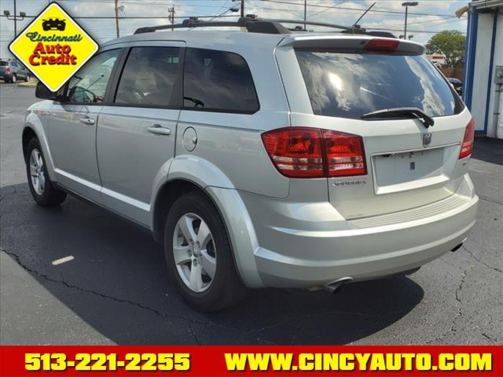 2009 Bright Silver Metallic Clear Coat Dodge Journey SXT (3D4GG57V19T) with an 3.5L 3.5L V6 235hp 232ft. lbs. Sequential Multiport Fuel Injection engine, 6-Speed Shiftable Automatic transmission, located at 5489 Dixie Highway, Fairfield, OH, 45014, (513) 221-2255, 39.333084, -84.523834 - Photo #2