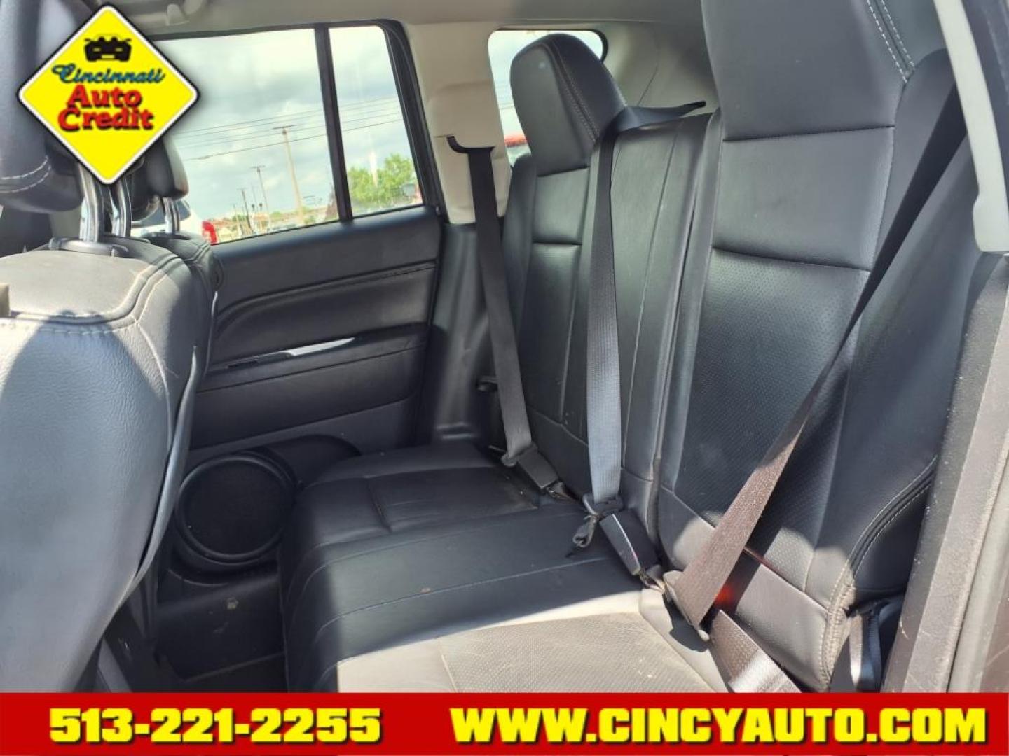 2014 Granite Crystal Metallic Clear Coat Jeep Compass High Altitude Edition (1C4NJCEA4ED) with an 2.0L 2.0L I4 158hp 141ft. lbs. Sequential Multiport Fuel Injection engine, CVT transmission, located at 5489 Dixie Highway, Fairfield, OH, 45014, (513) 221-2255, 39.333084, -84.523834 - Photo#4