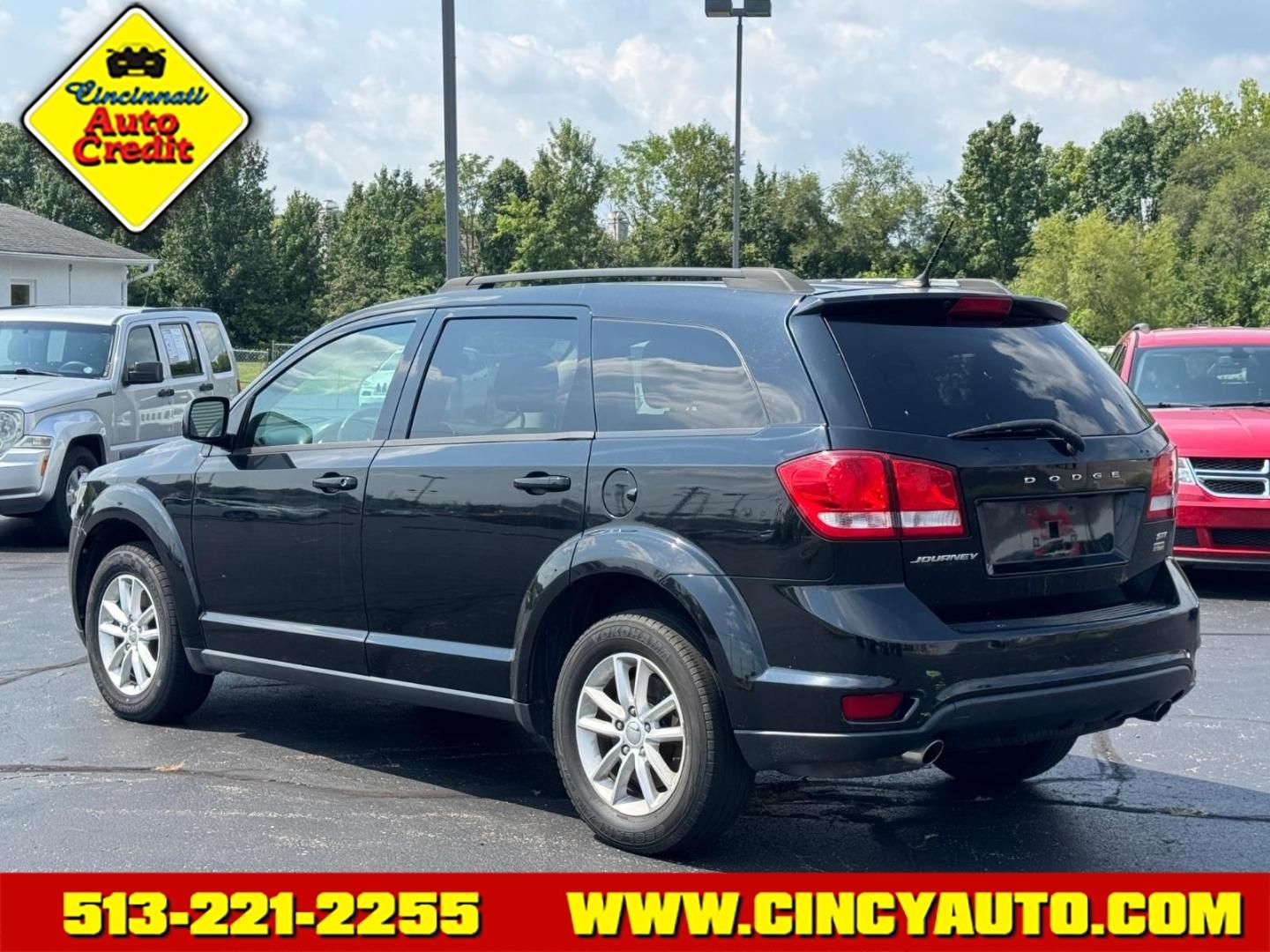 2017 Pitch Black Clear Coat Px8 Dodge Journey SXT (3C4PDCBG2HT) with an 3.6L Pentastar 3.6L Flex Fuel V6 283hp 260ft. lbs. Sequential Multiport Fuel Injection engine, 6-Speed Shiftable Automatic transmission, located at 5489 Dixie Highway, Fairfield, OH, 45014, (513) 221-2255, 39.333084, -84.523834- Photo#2