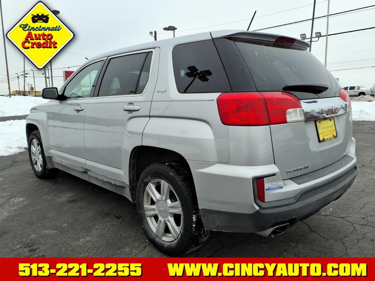 2016 Quicksilver Metallic GMC Terrain SLE-1 (2GKALMEK3G6) with an 2.4L Ecotec 2.4L I4 182hp 172ft. lbs. Direct Injection engine, 6-Speed Shiftable Automatic transmission, located at 5489 Dixie Highway, Fairfield, OH, 45014, (513) 221-2255, 39.333084, -84.523834 - Photo#2