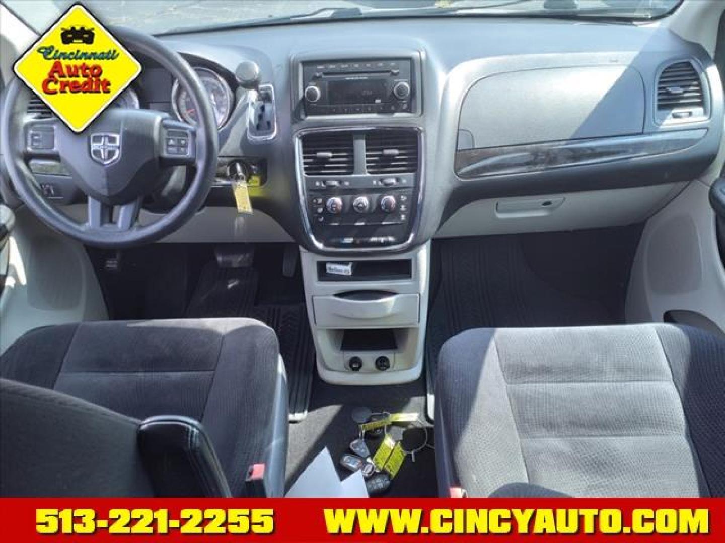 2014 Billet Silver Metallic Clear Coat Dodge Grand Caravan American Value Package (2C4RDGBG0ER) with an 3.6L Pentastar 3.6L Flex Fuel V6 283hp 260ft. lbs. Sequential Multiport Fuel Injection engine, 6-Speed Shiftable Automatic transmission, located at 2813 Gilbert Avenue, Cincinnati, OH, 45206, (513) 221-2255, 39.130219, -84.489189 - Photo#3