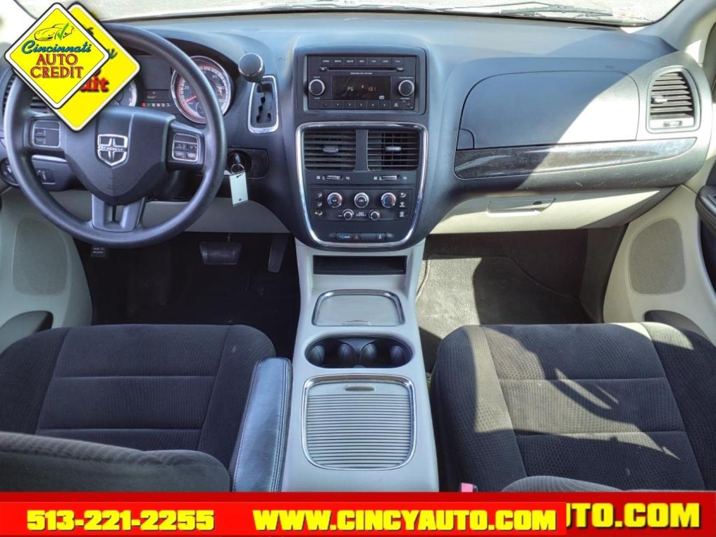 2012 Bright Silver Metallic Clear Coat Dodge Grand Caravan SXT (2C4RDGCG6CR) with an 3.6L Pentastar 3.6L Flex Fuel V6 283hp 260ft. lbs. Sequential Multiport Fuel Injection engine, 6-Speed Shiftable Automatic transmission, located at 2813 Gilbert Avenue, Cincinnati, OH, 45206, (513) 221-2255, 39.130219, -84.489189 - Photo#3