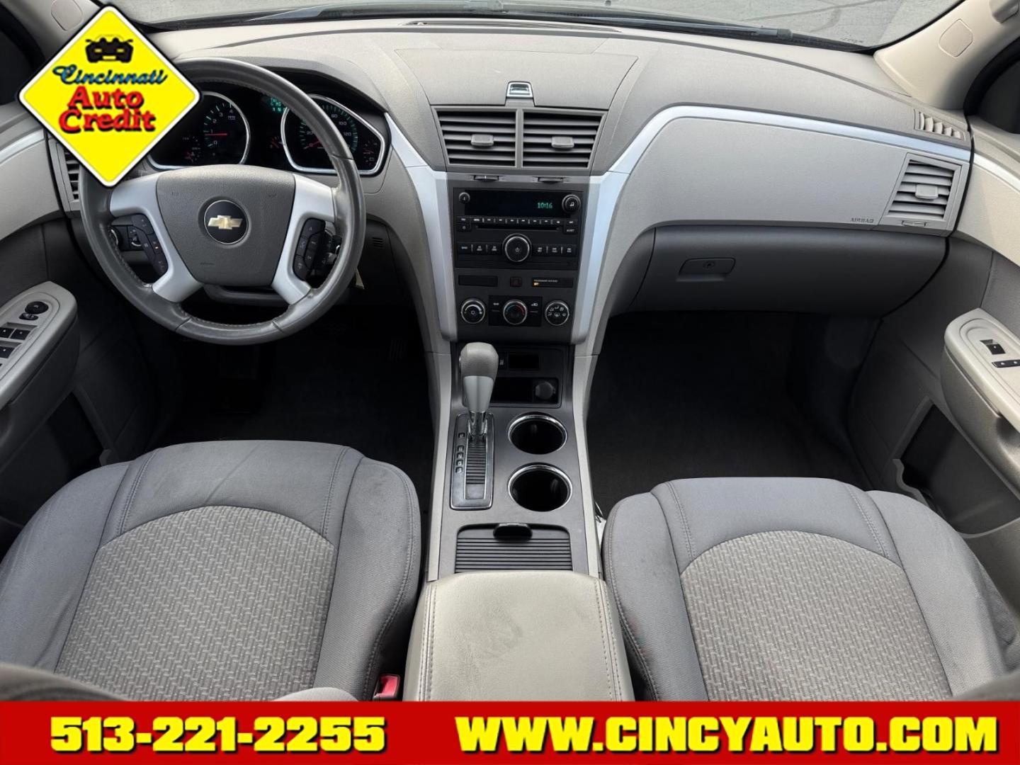 2012 Dark Blue Metallic Chevrolet Traverse LS (1GNKRFED9CJ) with an 3.6L 3.6L V6 281hp 266ft. lbs. Direct Injection engine, 6-Speed Shiftable Automatic transmission, located at 5489 Dixie Highway, Fairfield, OH, 45014, (513) 221-2255, 39.333084, -84.523834 - Photo#3