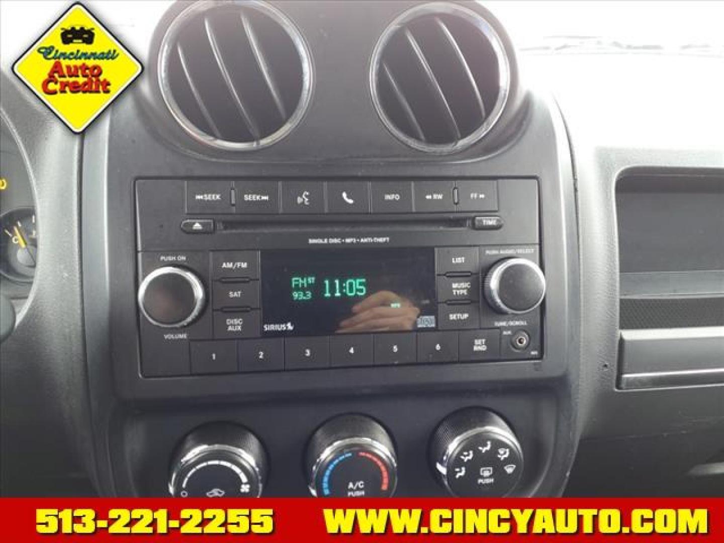 2015 Bright White Clear Coat Pw7 Jeep Patriot Latitude (1C4NJRFB0FD) with an 2.4L 2.4L I4 172hp 165ft. lbs. Sequential Multiport Fuel Injection engine, CVT transmission, located at 5489 Dixie Highway, Fairfield, OH, 45014, (513) 221-2255, 39.333084, -84.523834 - Photo#3
