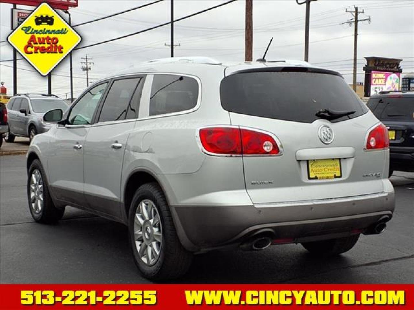 2012 Quicksilver Metallic 17u Buick Enclave Premium (5GAKVDED5CJ) with an 3.6L 3.6L V6 288hp 270ft. lbs. Direct Injection engine, 6-Speed Shiftable Automatic transmission, located at 5489 Dixie Highway, Fairfield, OH, 45014, (513) 221-2255, 39.333084, -84.523834 - Photo#2