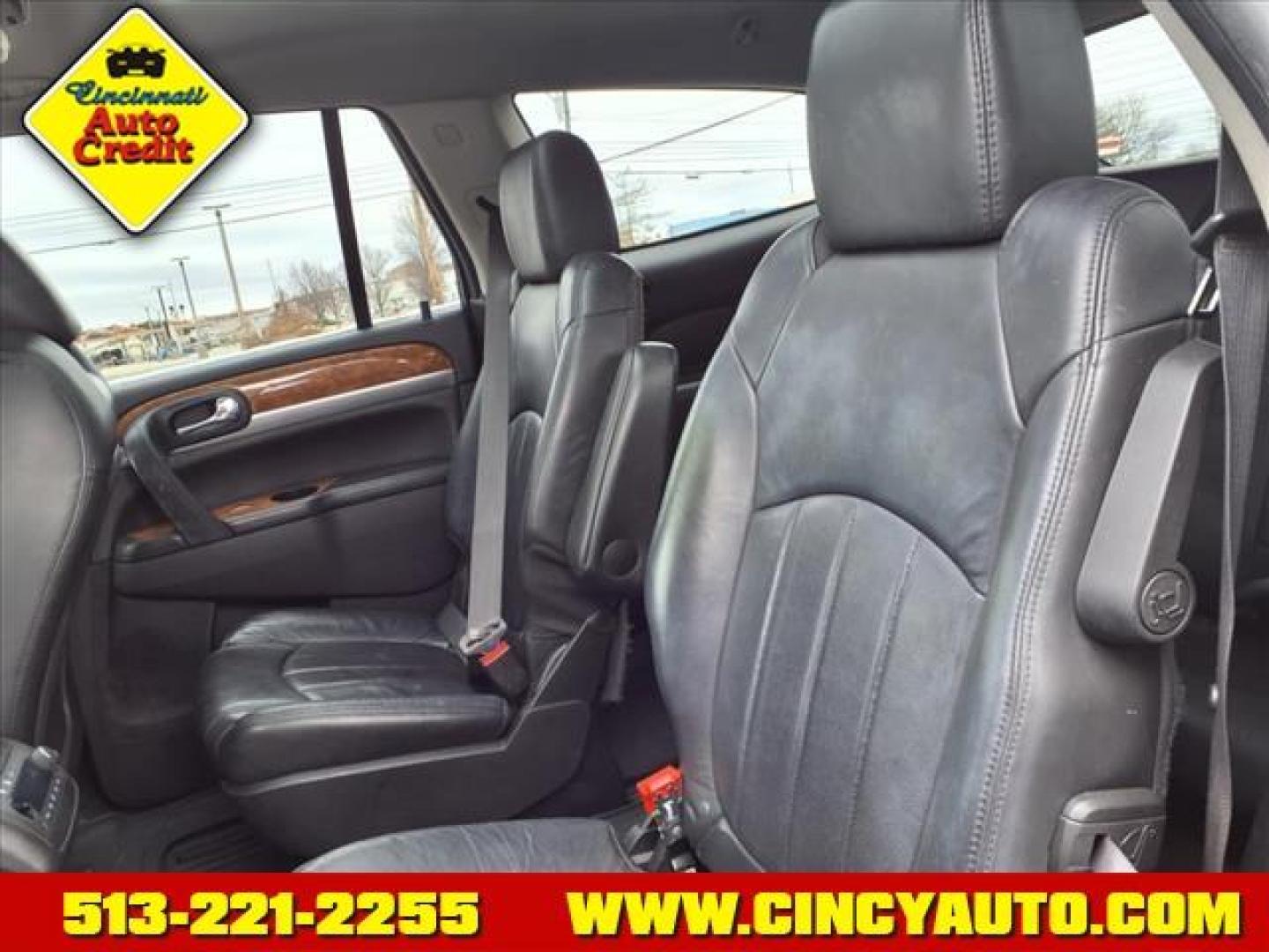 2012 Quicksilver Metallic 17u Buick Enclave Premium (5GAKVDED5CJ) with an 3.6L 3.6L V6 288hp 270ft. lbs. Direct Injection engine, 6-Speed Shiftable Automatic transmission, located at 5489 Dixie Highway, Fairfield, OH, 45014, (513) 221-2255, 39.333084, -84.523834 - Photo#4