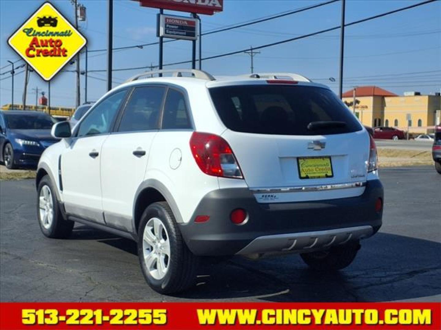 2014 Arctic Ice Gbu Chevrolet Captiva Sport LS (3GNAL2EK6ES) with an 2.4L Ecotec 2.4L I4 180hp 172ft. lbs. Direct Injection engine, 6-Speed Shiftable Automatic transmission, located at 5489 Dixie Highway, Fairfield, OH, 45014, (513) 221-2255, 39.333084, -84.523834 - Photo#2