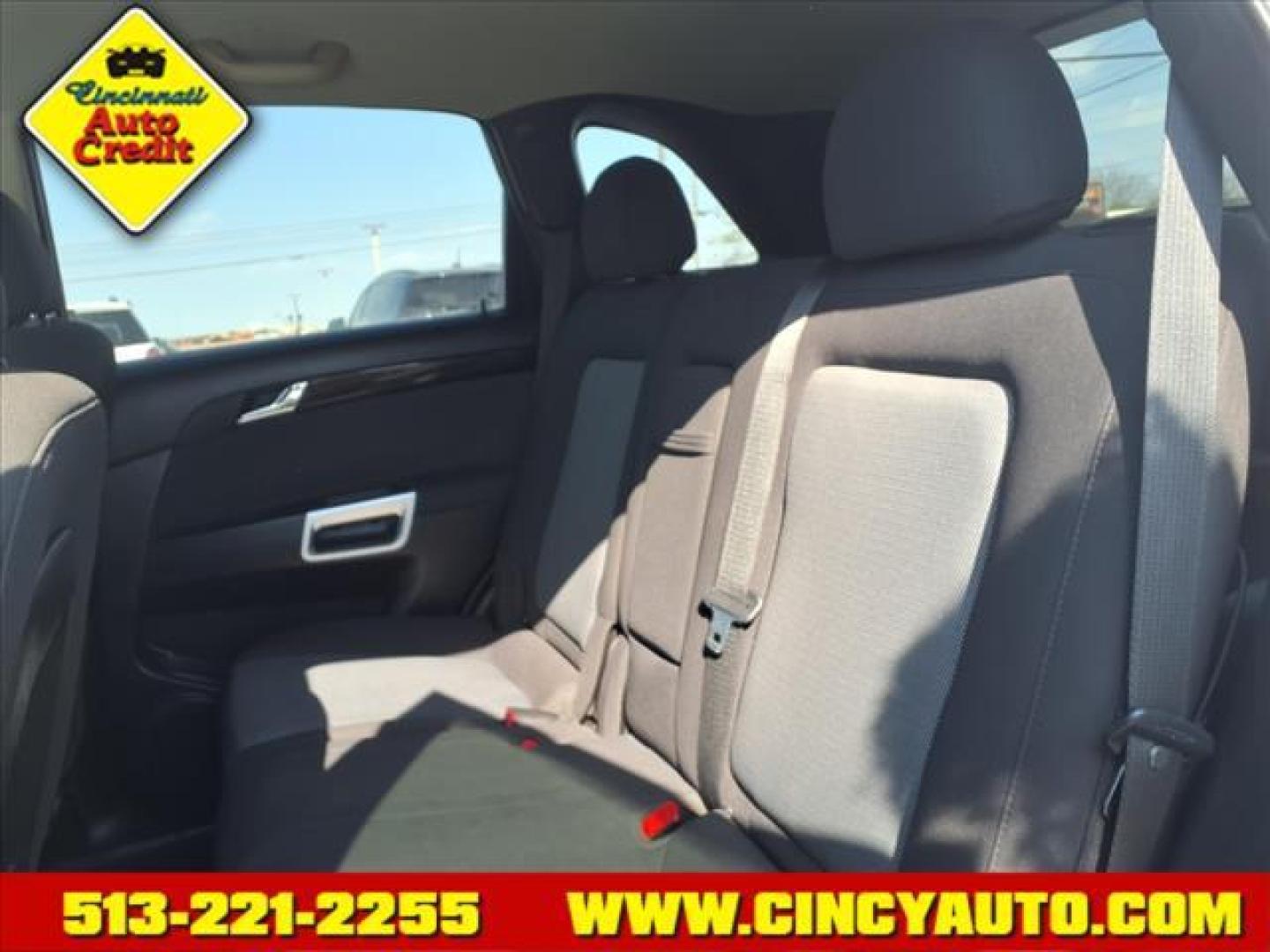 2014 Arctic Ice Gbu Chevrolet Captiva Sport LS (3GNAL2EK6ES) with an 2.4L Ecotec 2.4L I4 180hp 172ft. lbs. Direct Injection engine, 6-Speed Shiftable Automatic transmission, located at 5489 Dixie Highway, Fairfield, OH, 45014, (513) 221-2255, 39.333084, -84.523834 - Photo#4