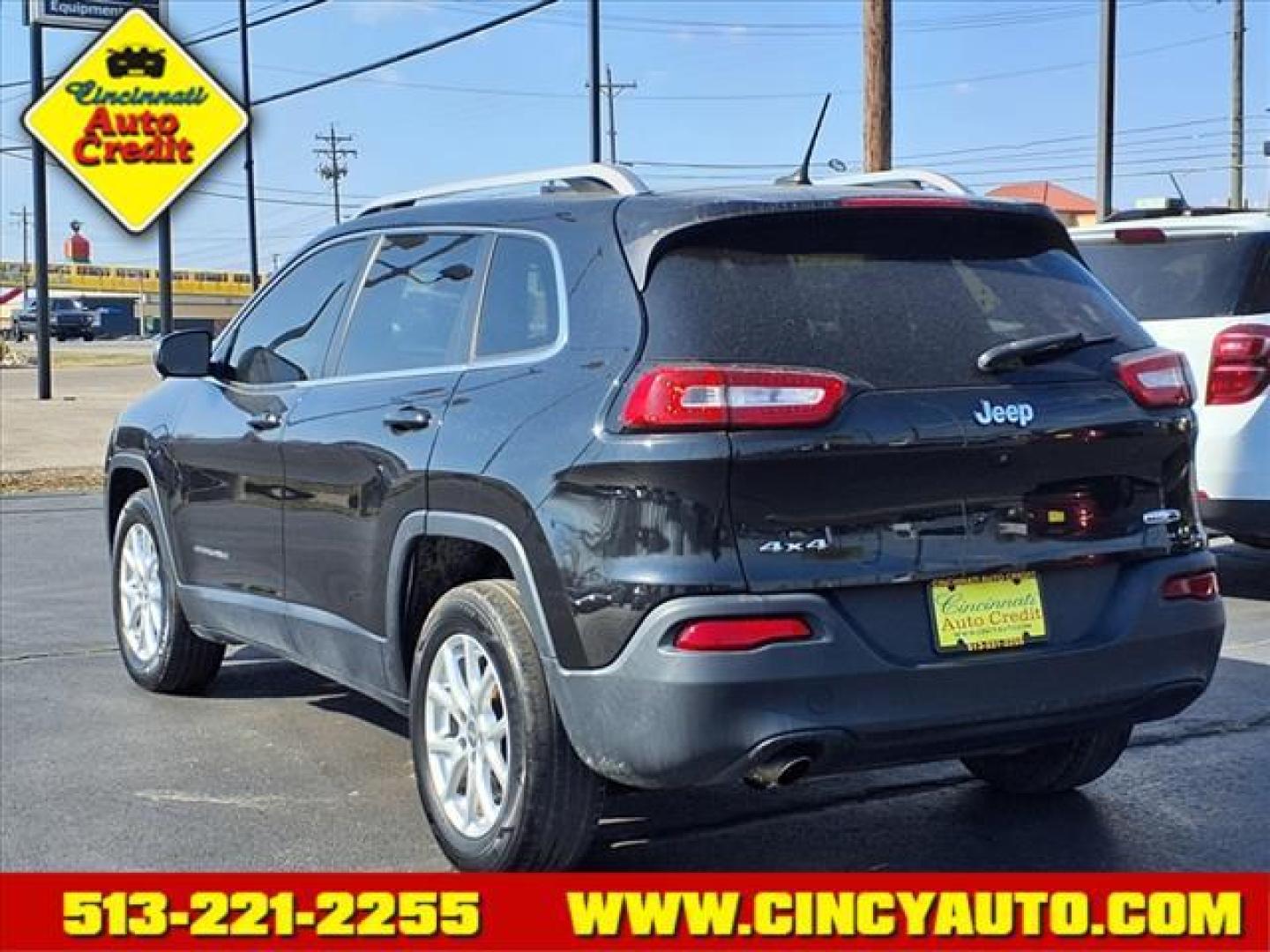 2016 Brilliant Black Crystal Pearl Coat Pxr Jeep Cherokee Latitude (1C4PJMCB6GW) with an 2.4L 2.4L I4 180hp 171ft. lbs. Sequential Multiport Fuel Injection engine, 4WD 9-Speed Shiftable Automatic transmission, located at 5489 Dixie Highway, Fairfield, OH, 45014, (513) 221-2255, 39.333084, -84.523834 - Photo#2
