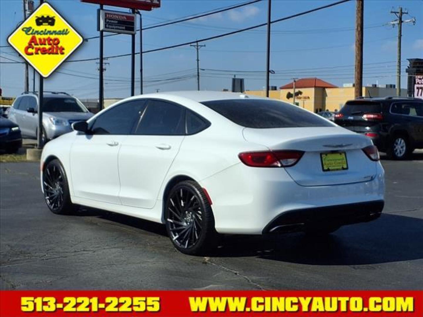 2015 Bright White Clear Coat Pw7 Chrysler 200 S (1C3CCCBBXFN) with an 2.4L 2.4L I4 184hp 173ft. lbs. Sequential Multiport Fuel Injection engine, 9-Speed Shiftable Automatic transmission, located at 5489 Dixie Highway, Fairfield, OH, 45014, (513) 221-2255, 39.333084, -84.523834 - Photo#2
