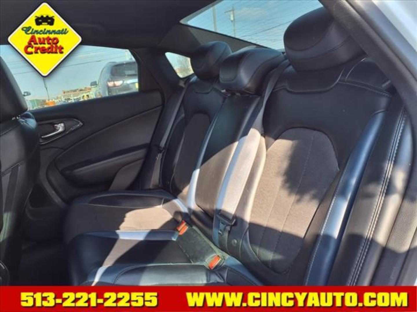 2015 Bright White Clear Coat Pw7 Chrysler 200 S (1C3CCCBBXFN) with an 2.4L 2.4L I4 184hp 173ft. lbs. Sequential Multiport Fuel Injection engine, 9-Speed Shiftable Automatic transmission, located at 5489 Dixie Highway, Fairfield, OH, 45014, (513) 221-2255, 39.333084, -84.523834 - Photo#4