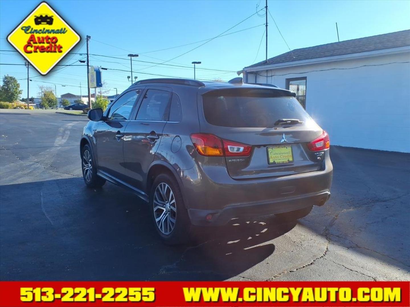 2017 Mercury Gray Metallic Mitsubishi Outlander Sport 2.4 SEL (JA4AR4AW7HZ) with an 2.4L 2.4L I4 168hp 167ft. lbs. Sequential Multiport Fuel Injection engine, CVT transmission, located at 5489 Dixie Highway, Fairfield, OH, 45014, (513) 221-2255, 39.333084, -84.523834 - Photo#2